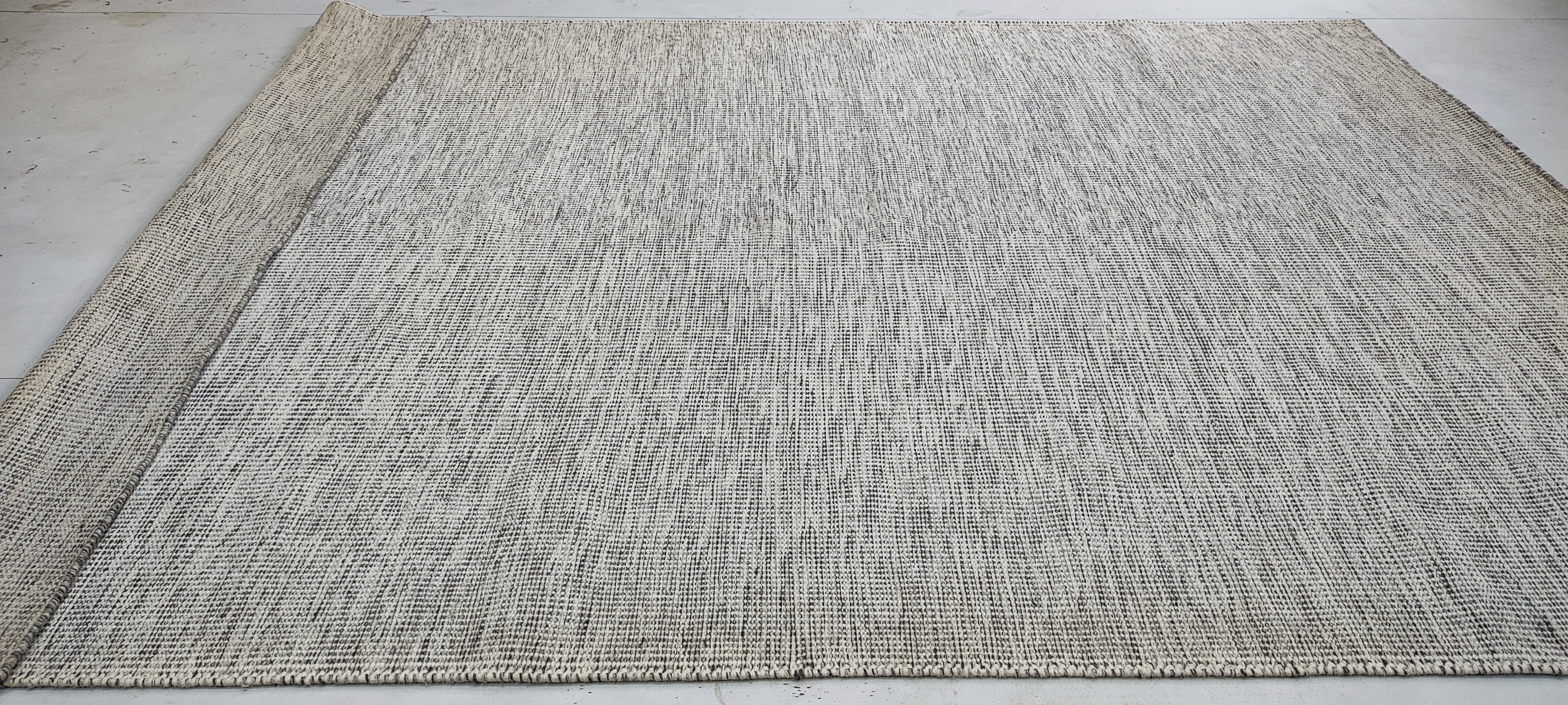 Luke Perry 5.3x7.6 Handwoven Durrie Grey