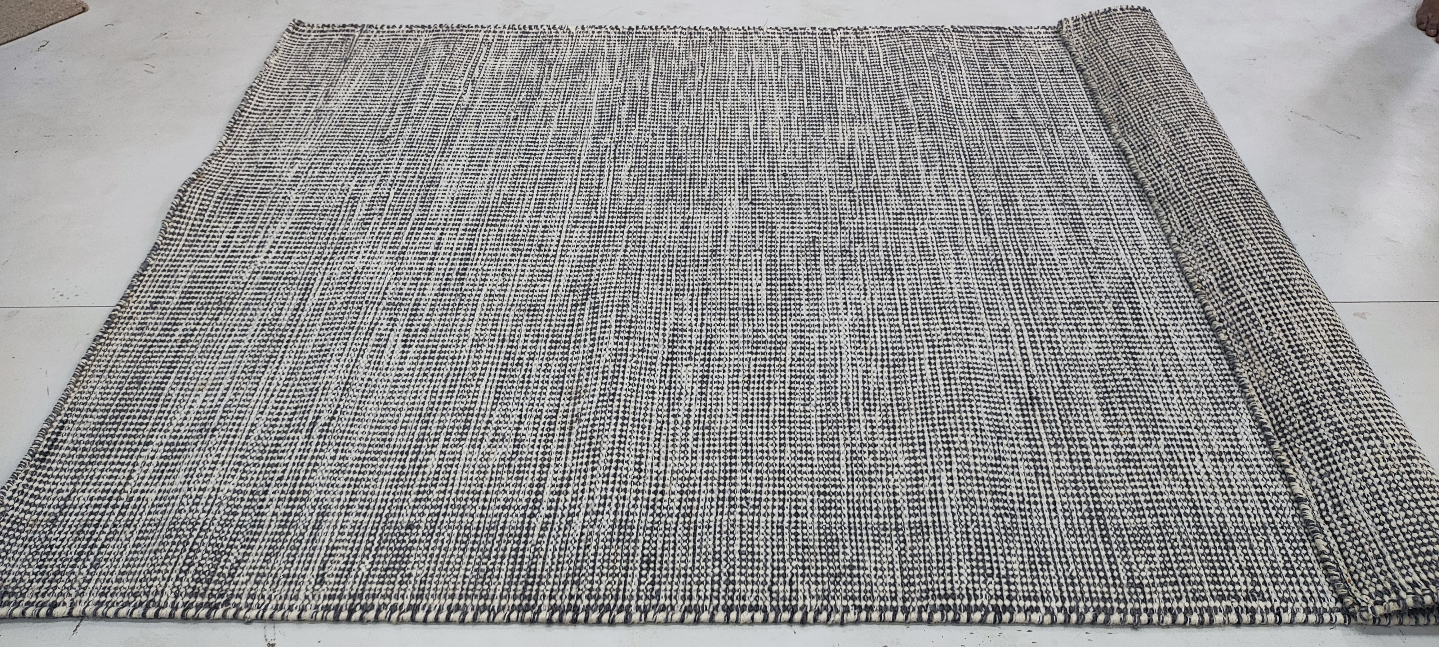 Noah 6.6x9.6 Handwoven Durrie Rug (Multiple Colors)