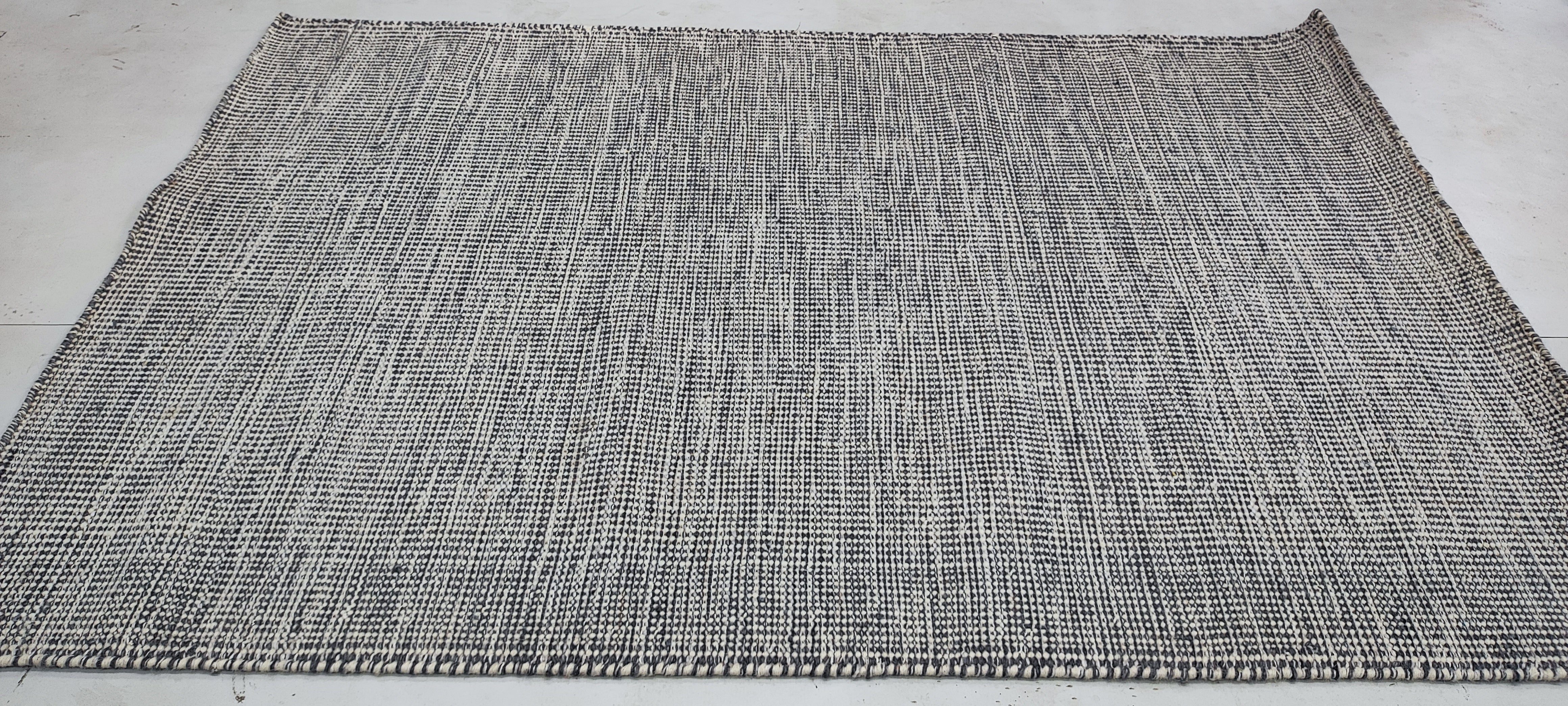 Noah 6.6x9.6 Handwoven Durrie Rug (Multiple Colors)