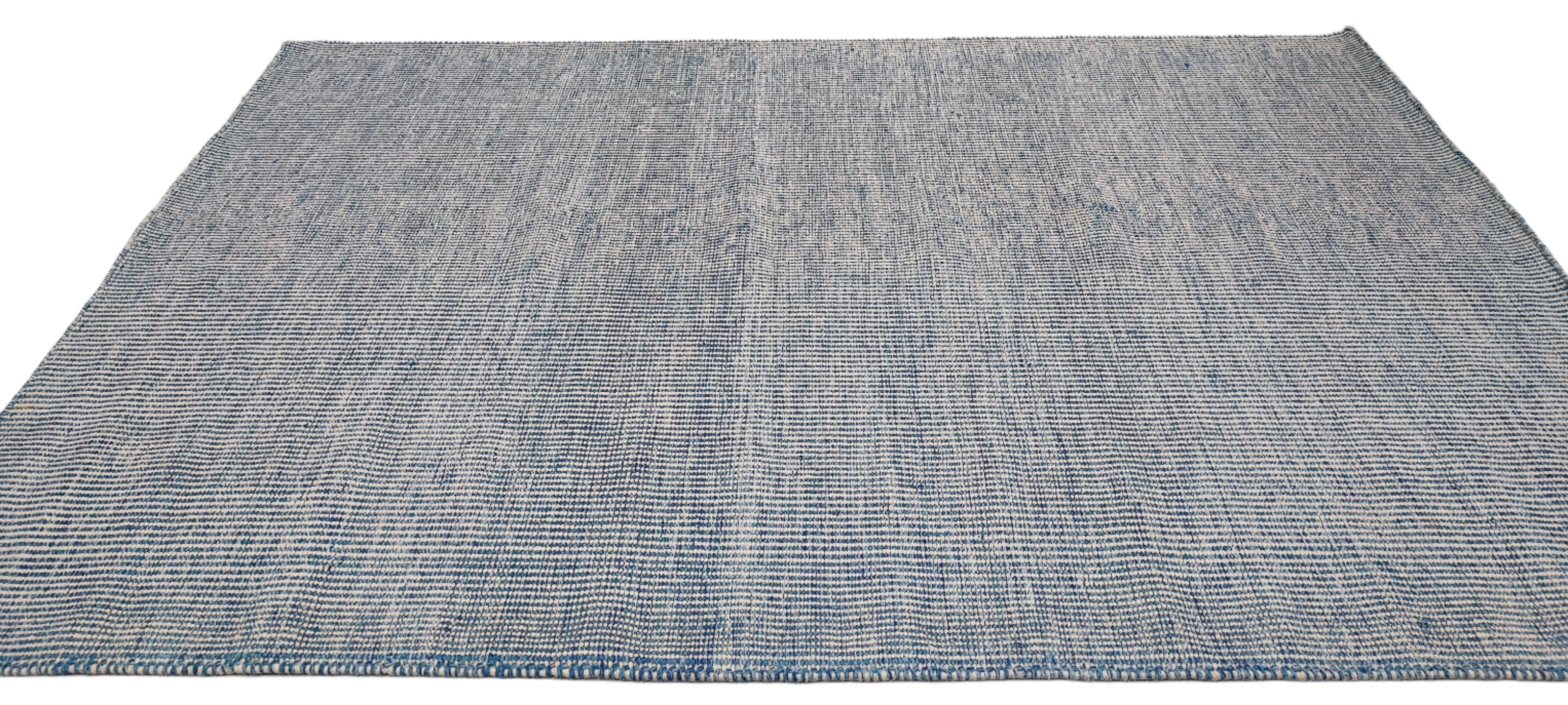 Sarian 5.3x7.6 Blue Hand-Woven Durrie