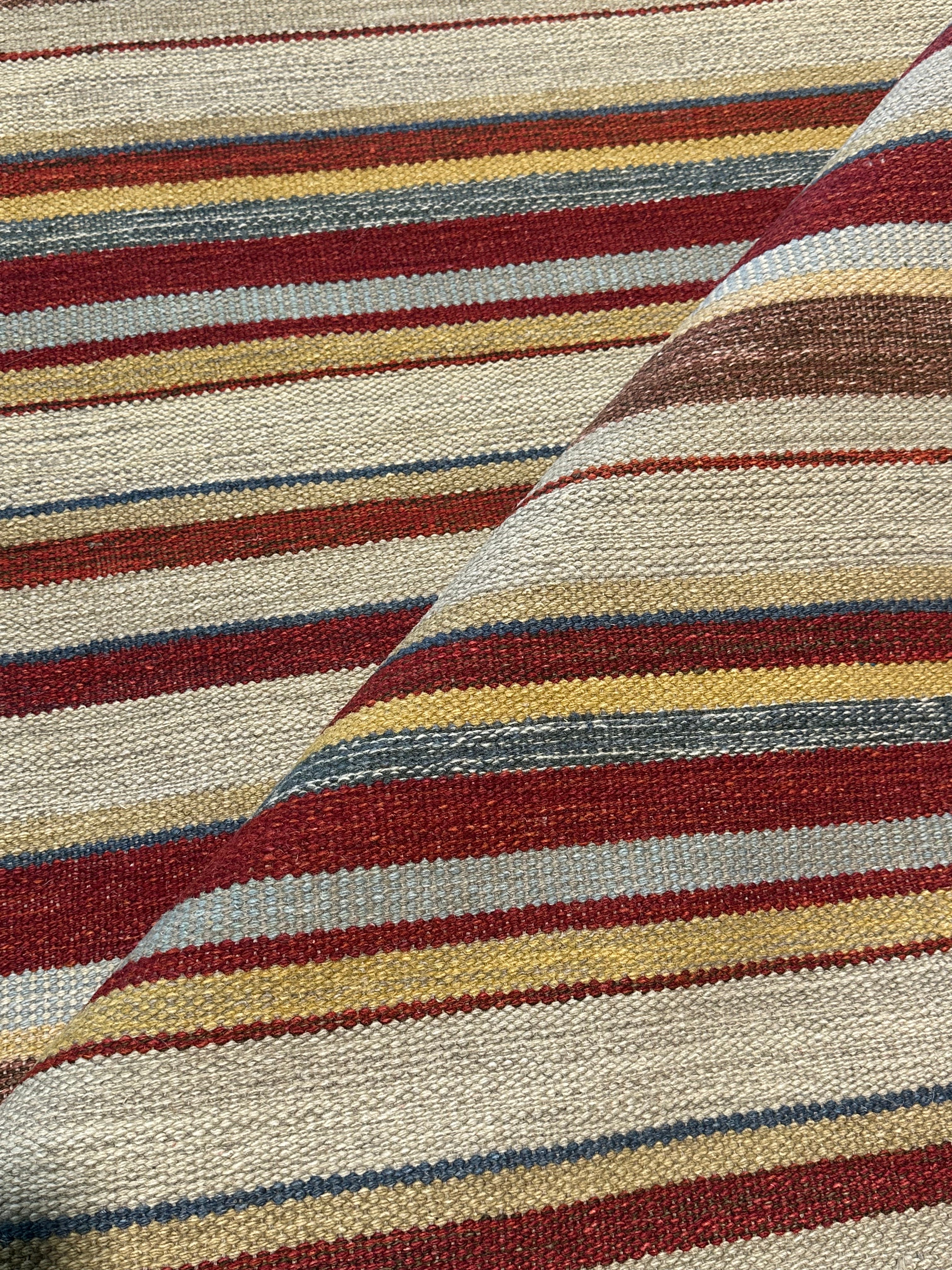 Brandan Hall 7x7.9 Grey Handwoven Modern Rug