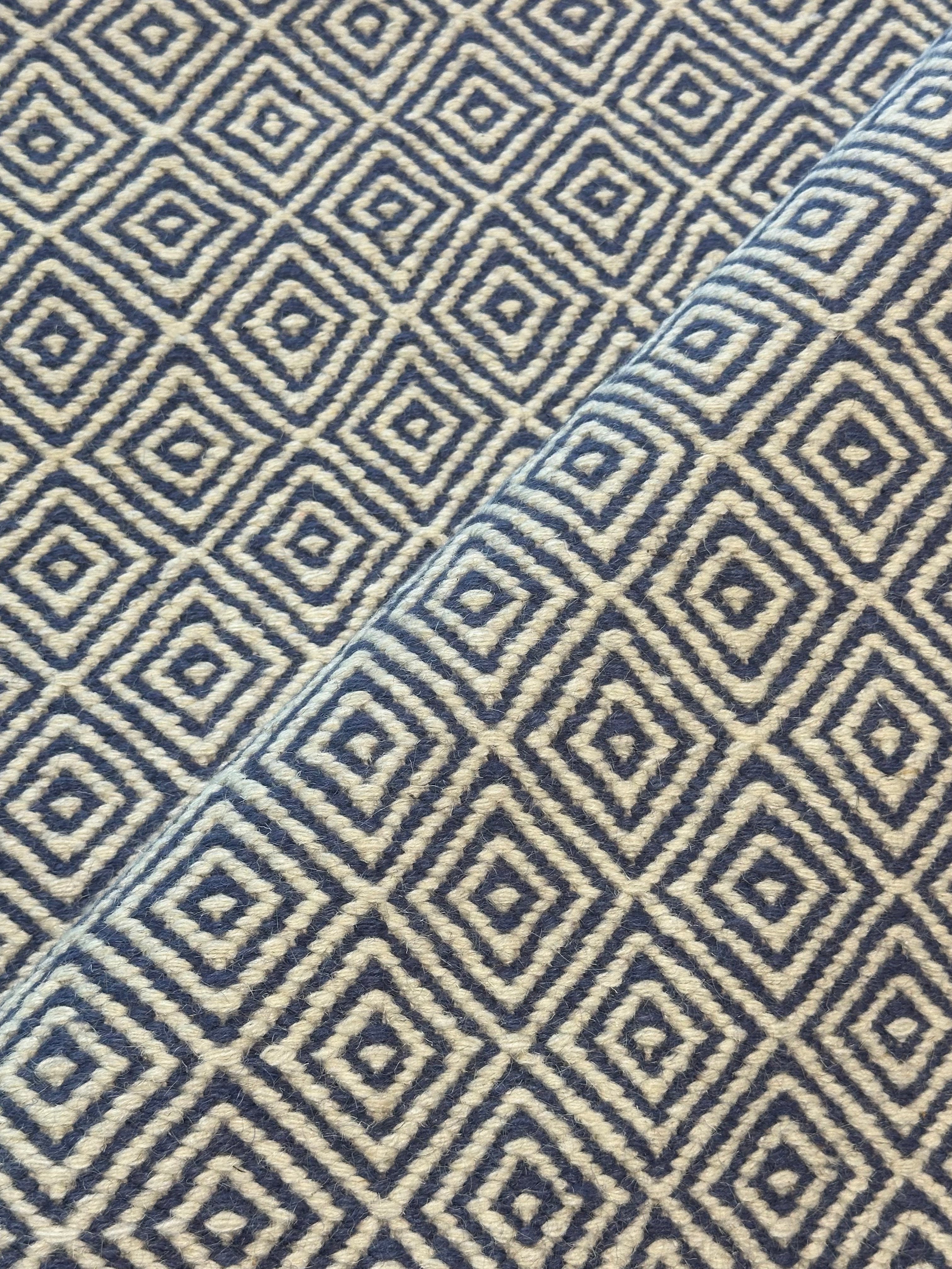 Hayden Markowitz  6.9x9.3 Grey Handwoven Modern Rug