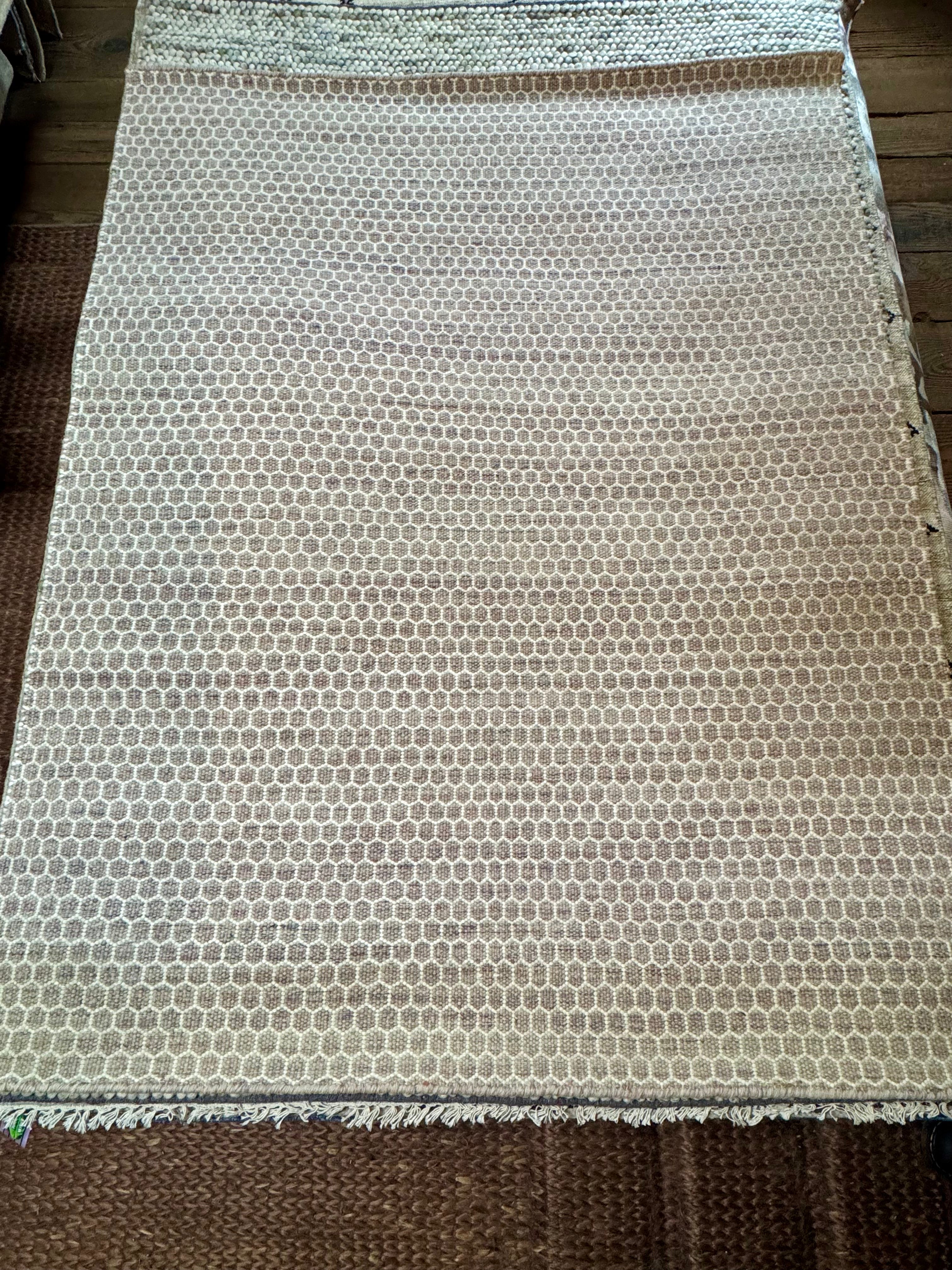 Antony Starr 5.3x6.6 Cream Handwoven Durrie Rug