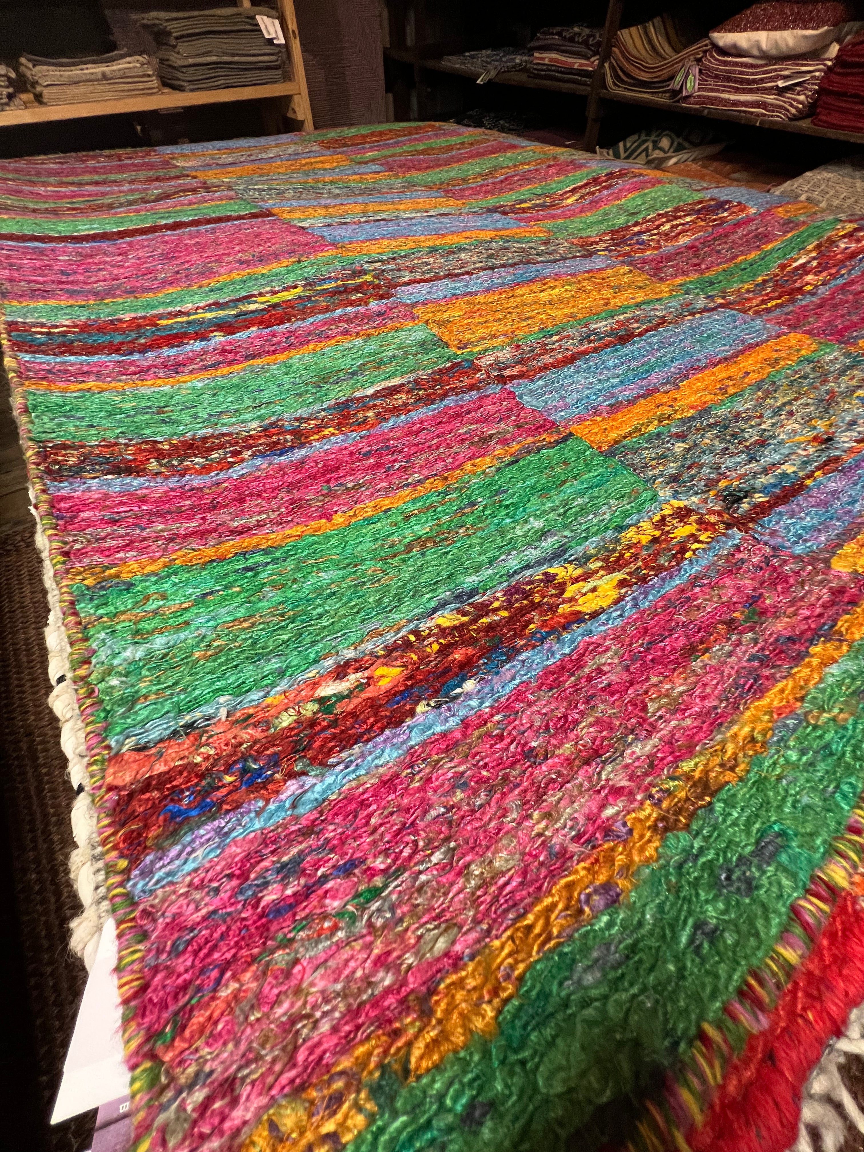 Tucks 5.6x8 Handwoven Multi Color Modern Sari