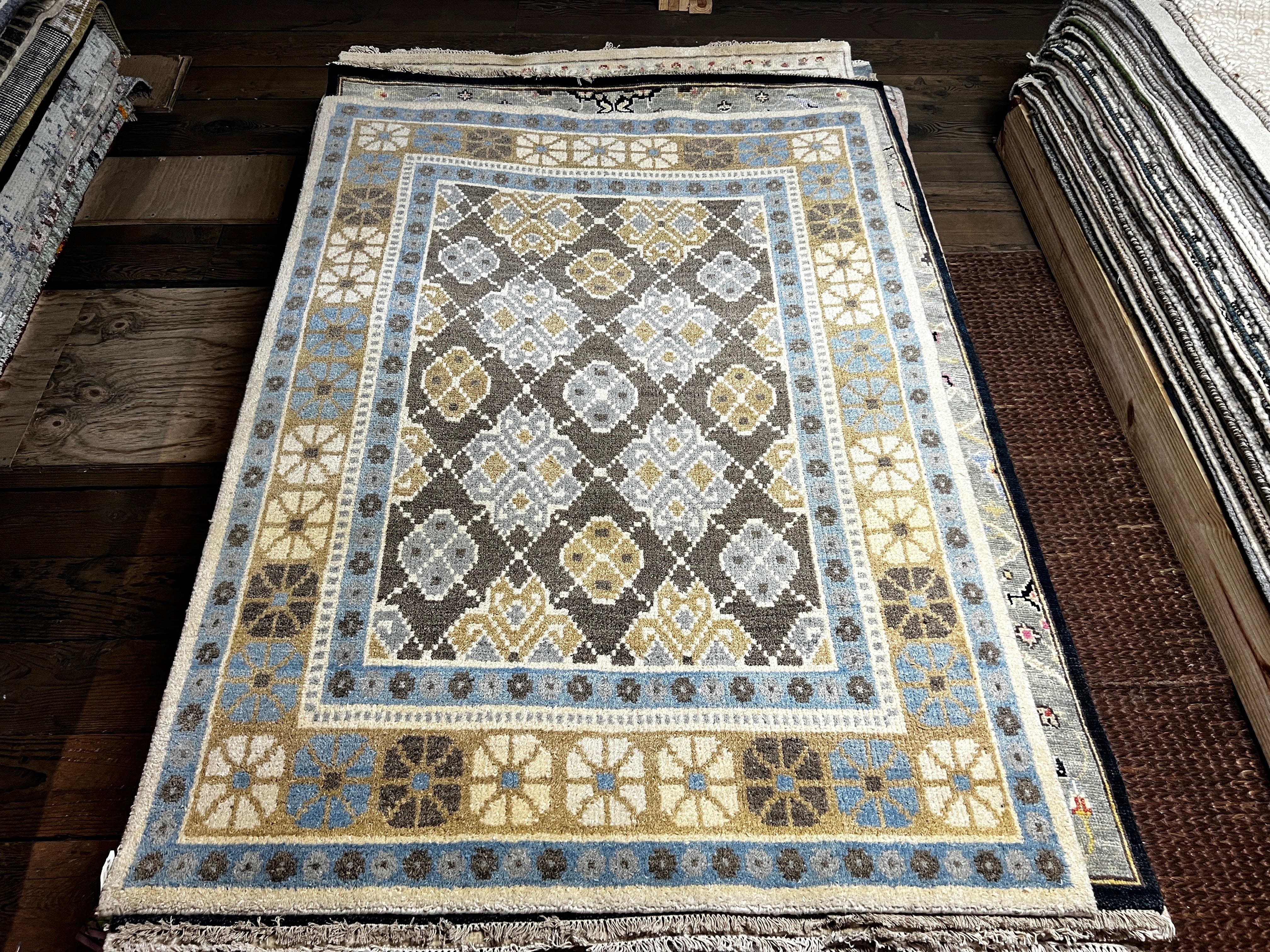 Kinley 4.9x6.6 Hand-Knotted Cream and Brown Oushak Rug | Banana Manor Rug Company