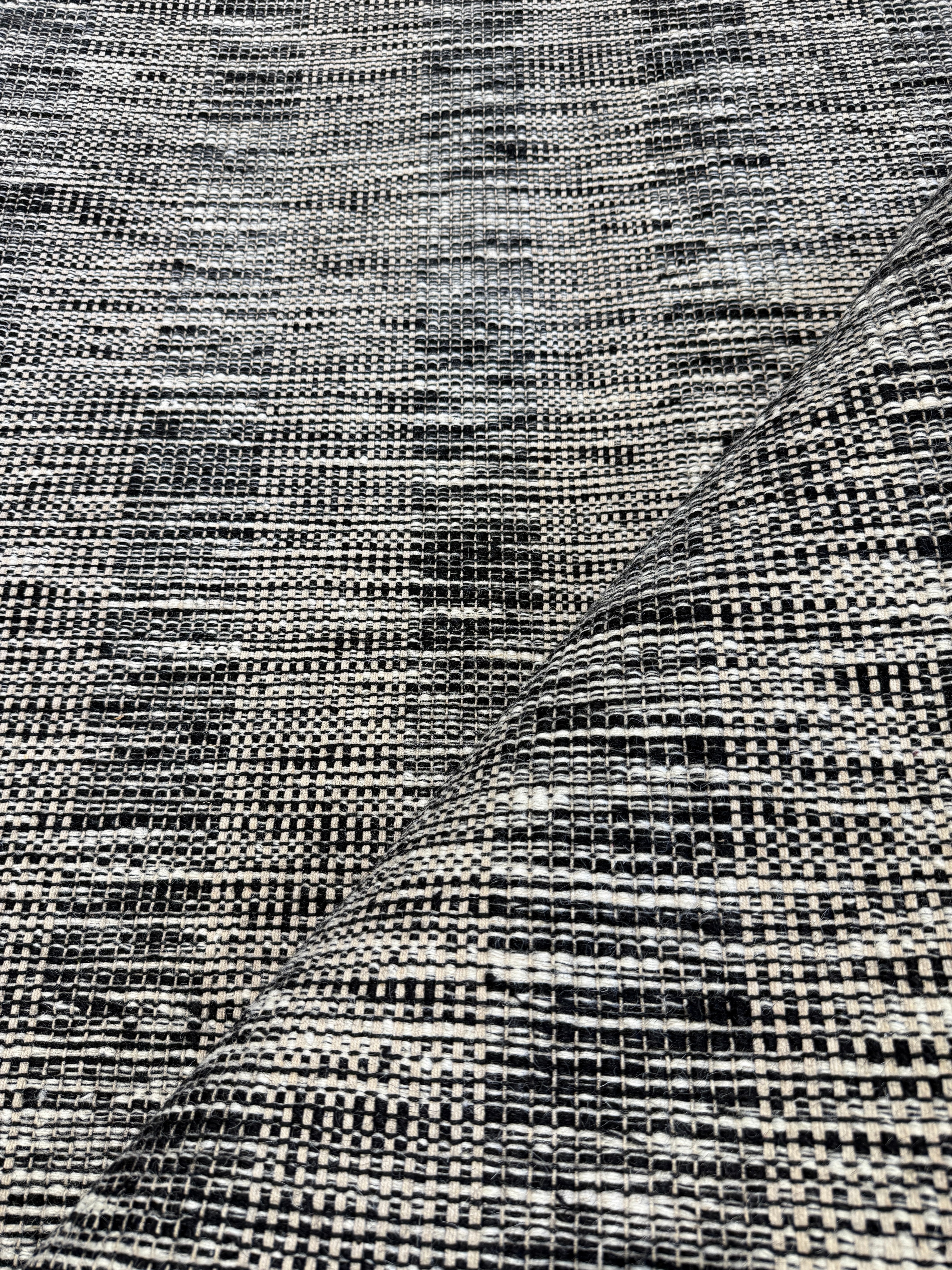Henrie Moller 5.3x8 Handwoven Black Durrie
