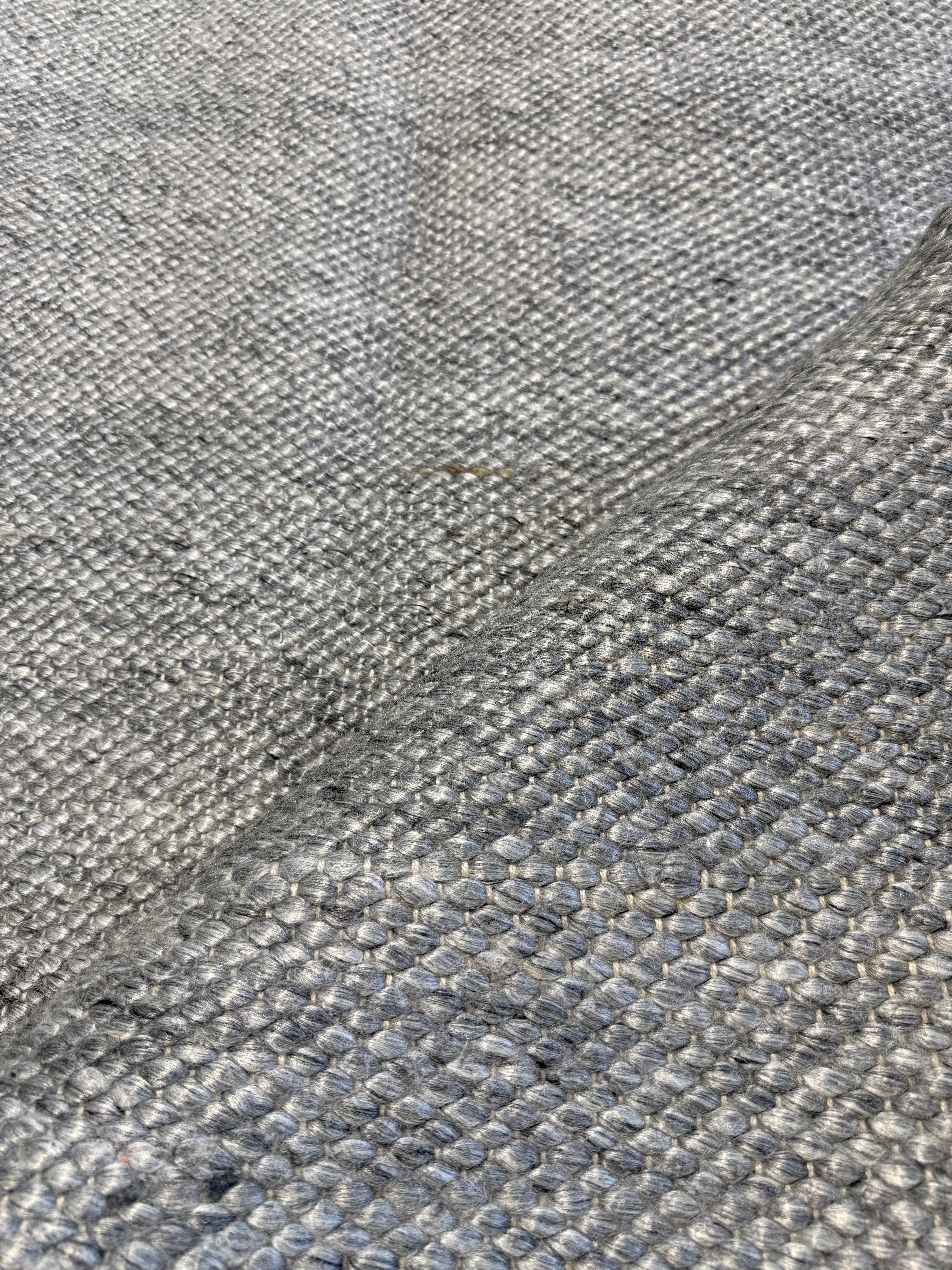 Rodolfo 5x8 Handwoven Wool Textured Durrie