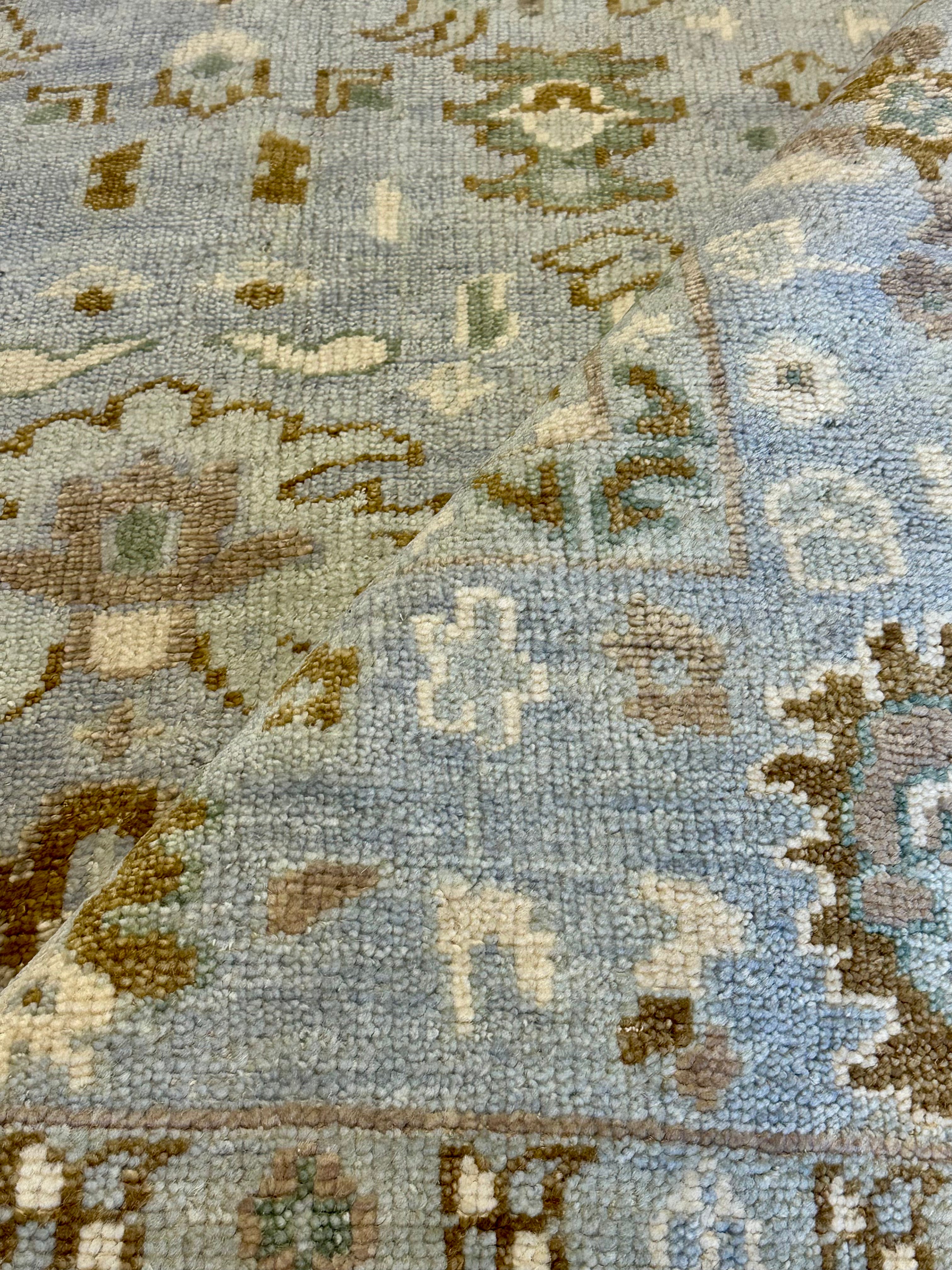 Viola 7.9x10 Aqua Blue Oushak Rug