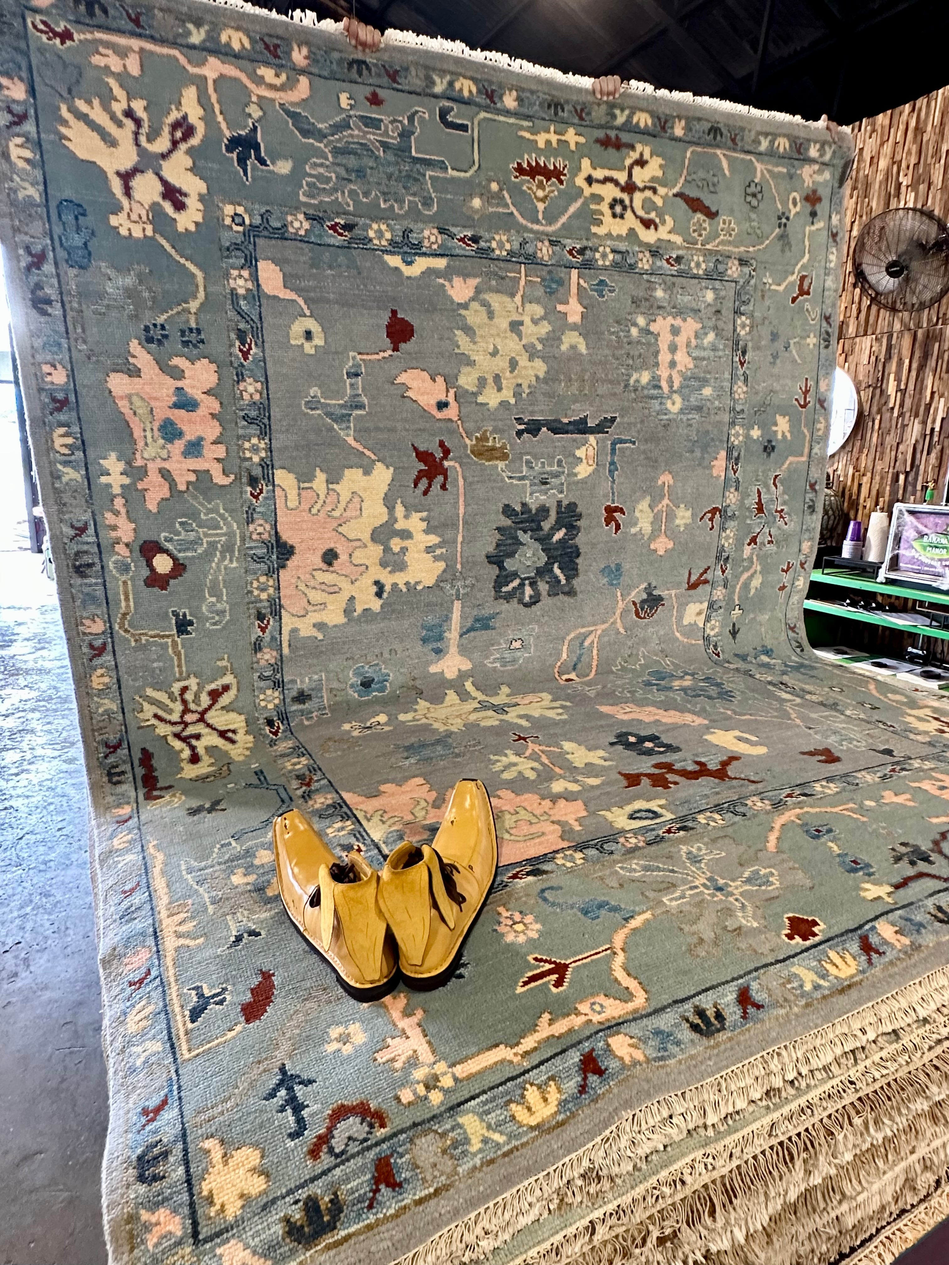 Anna-Lisa  8.3x10 Light Blue Hand-Knotted Oushak Rug