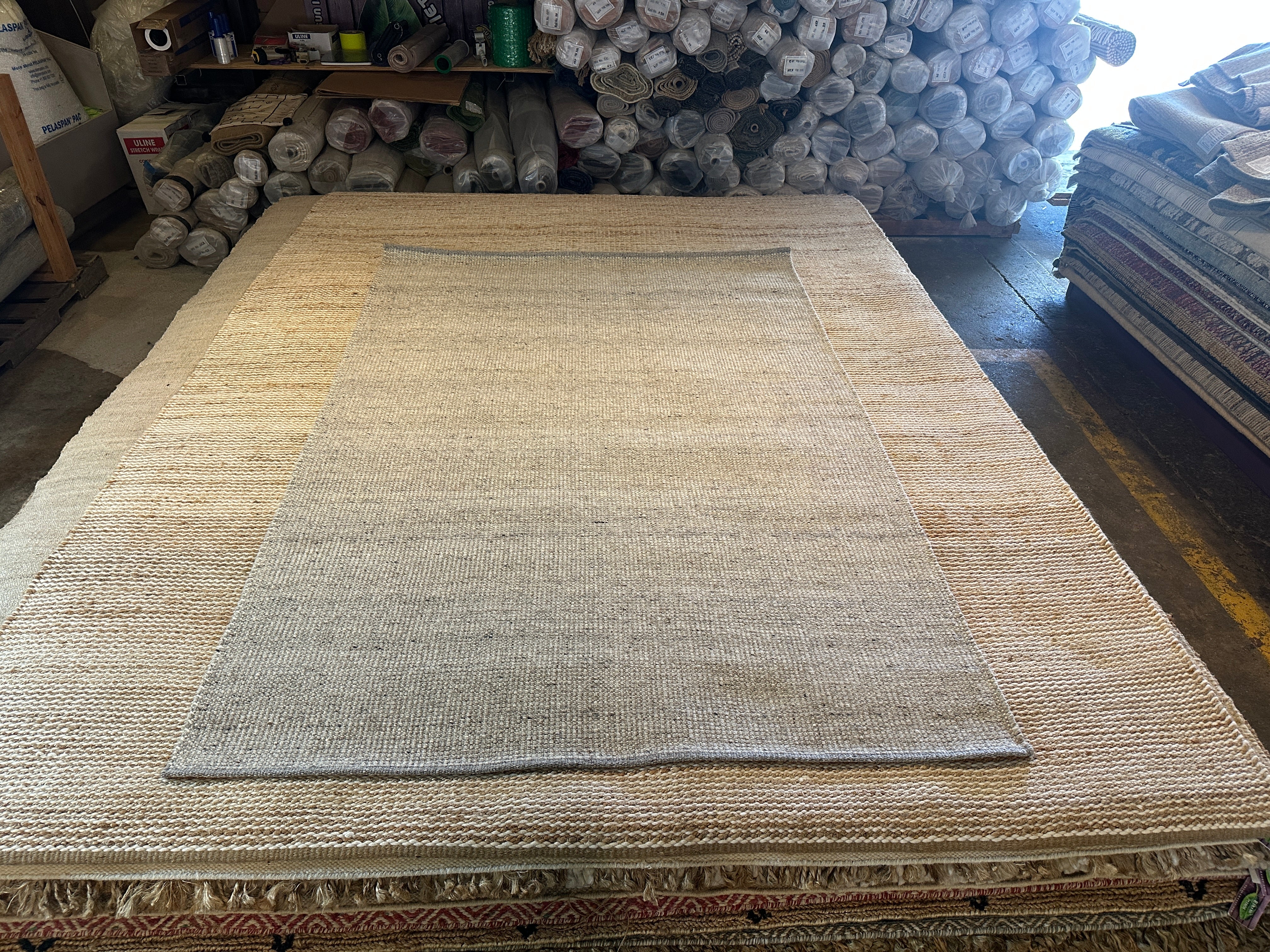 Krewe of Bosom Buddies 5.3x8 Handwoven Ivory Textured Durrie Rug