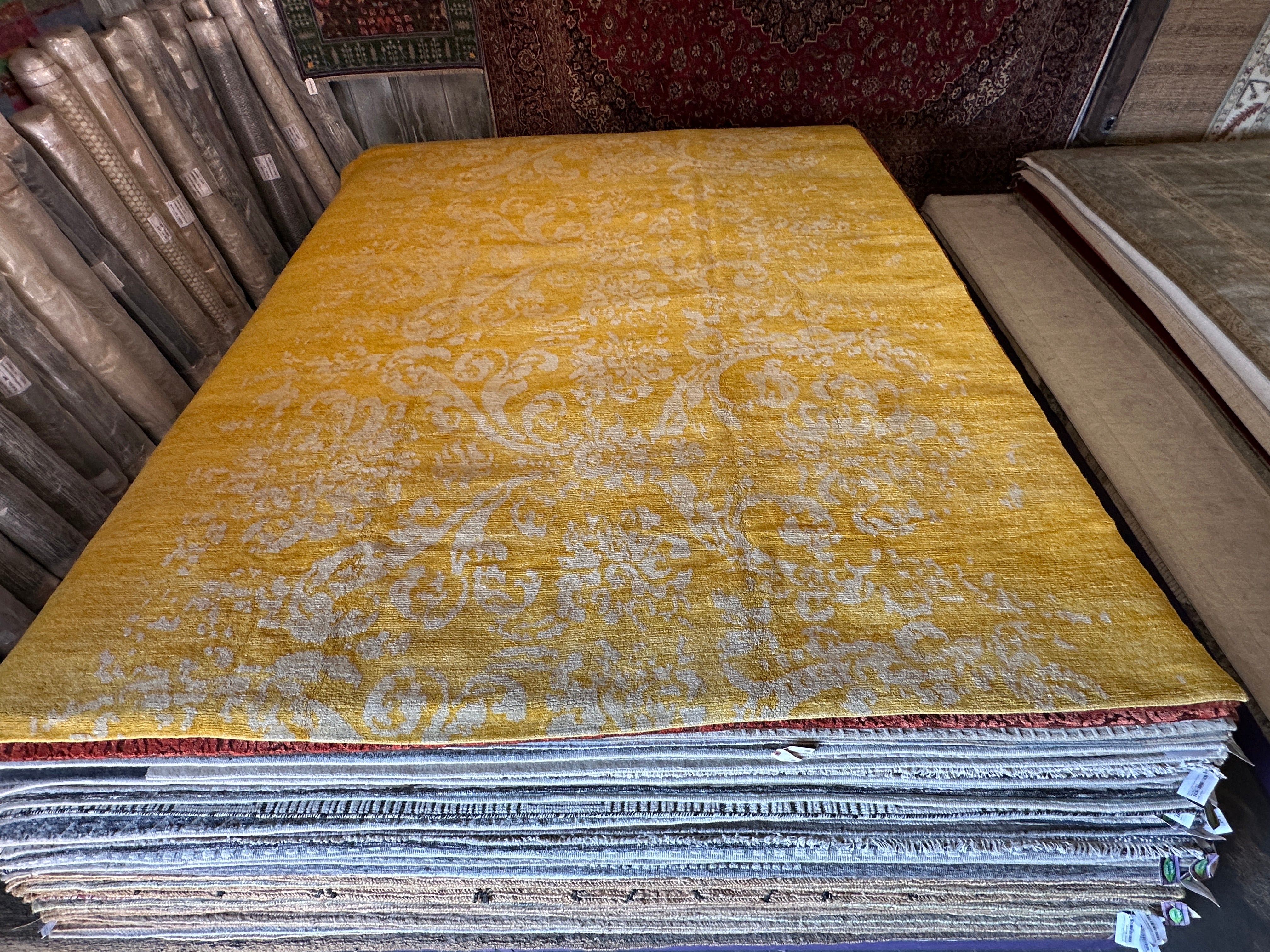 Alexander Shunnarah 10x14 Yellow Grunge PW Yellow Tibetan Rug