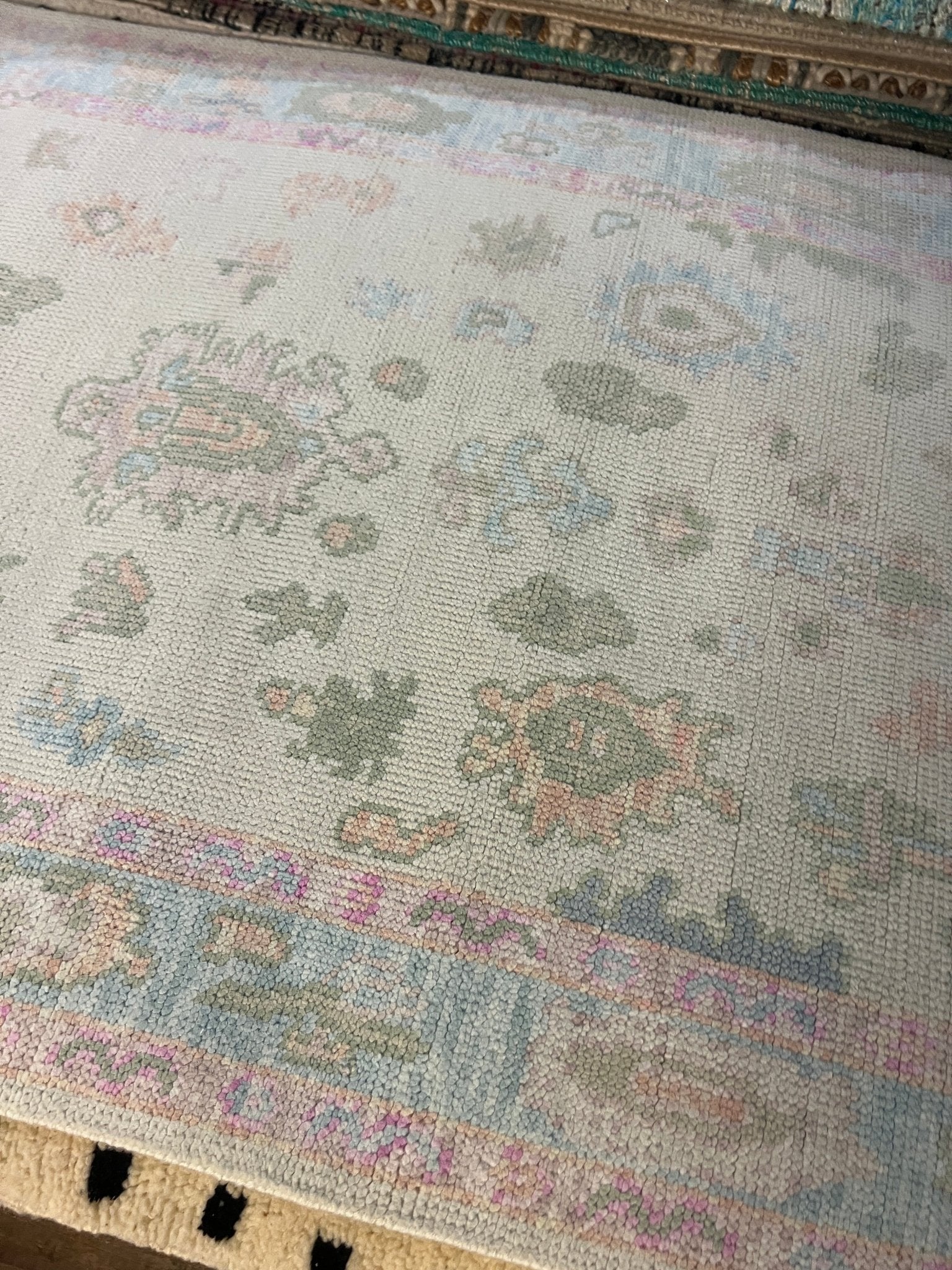 Eve Polastri 3.1x5.3 Hand-Knotted Cream and Blue Oushak | Banana Manor Rug Factory Outlet
