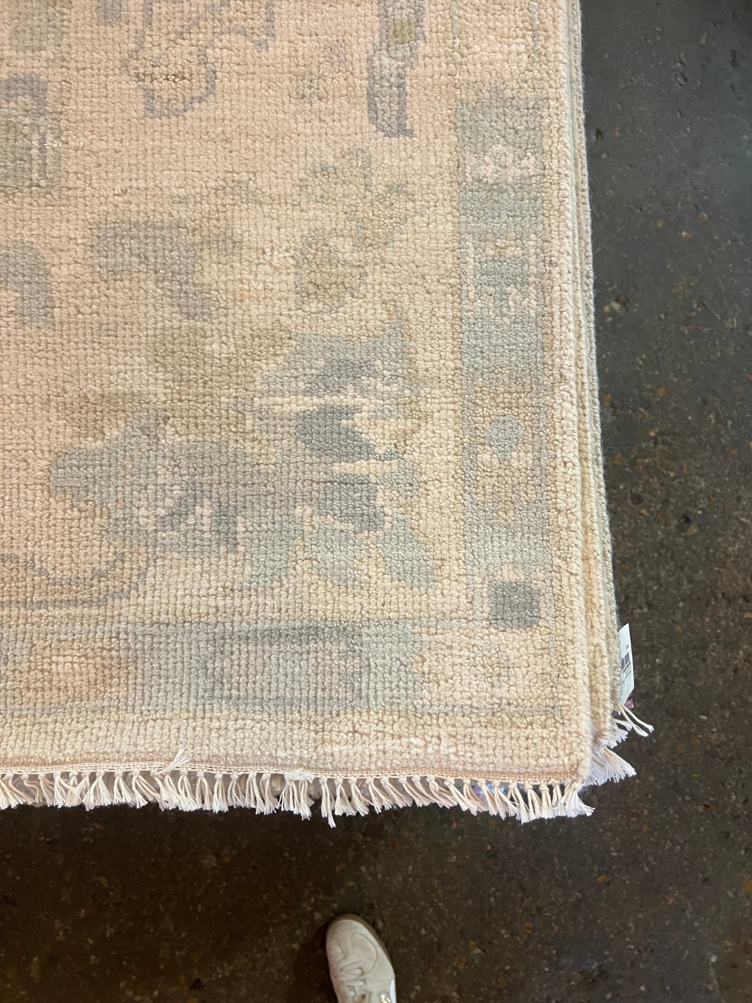 Fiona Shaw 7.11x10.3 Hand-Knotted Cream and Gray Oushak | Banana Manor Rug Factory Outlet