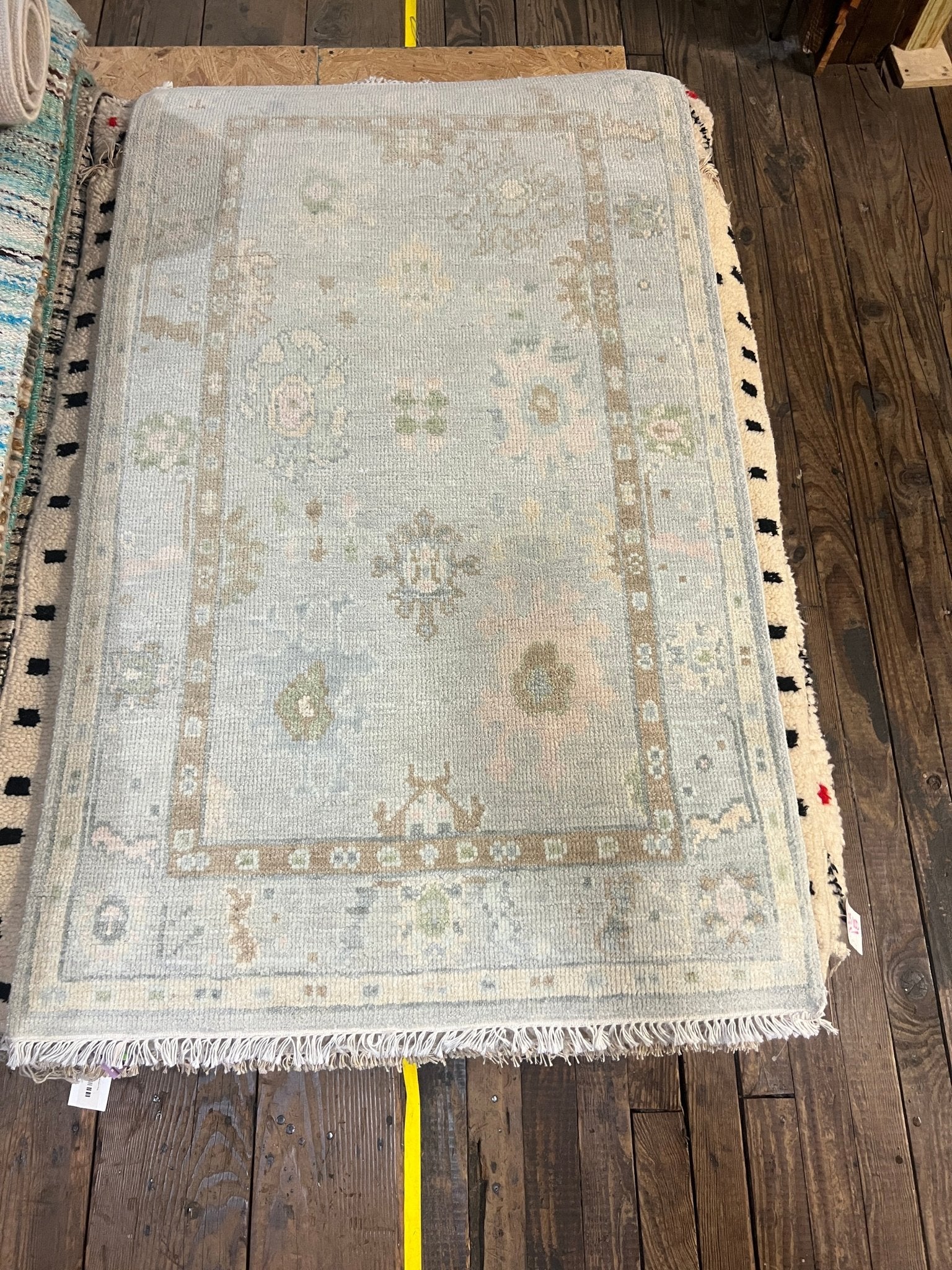 Greer 3x5.2 Hand-Knotted Cream and Green Oushak | Banana Manor Rug Factory Outlet