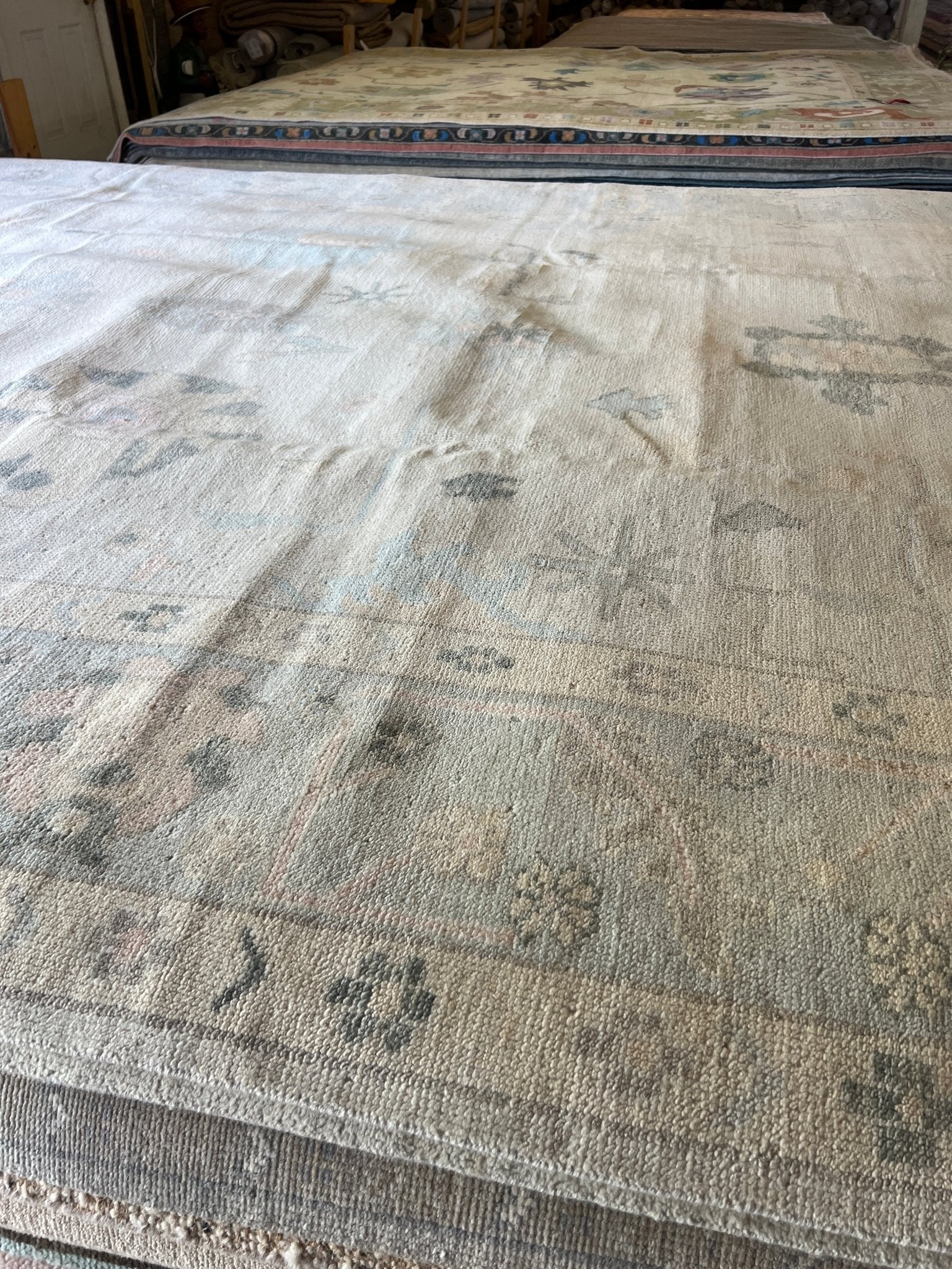 Olivia Ross 8.11x12.5 Hand-Knotted Cream and Gray Oushak | Banana Manor Rug Factory Outlet