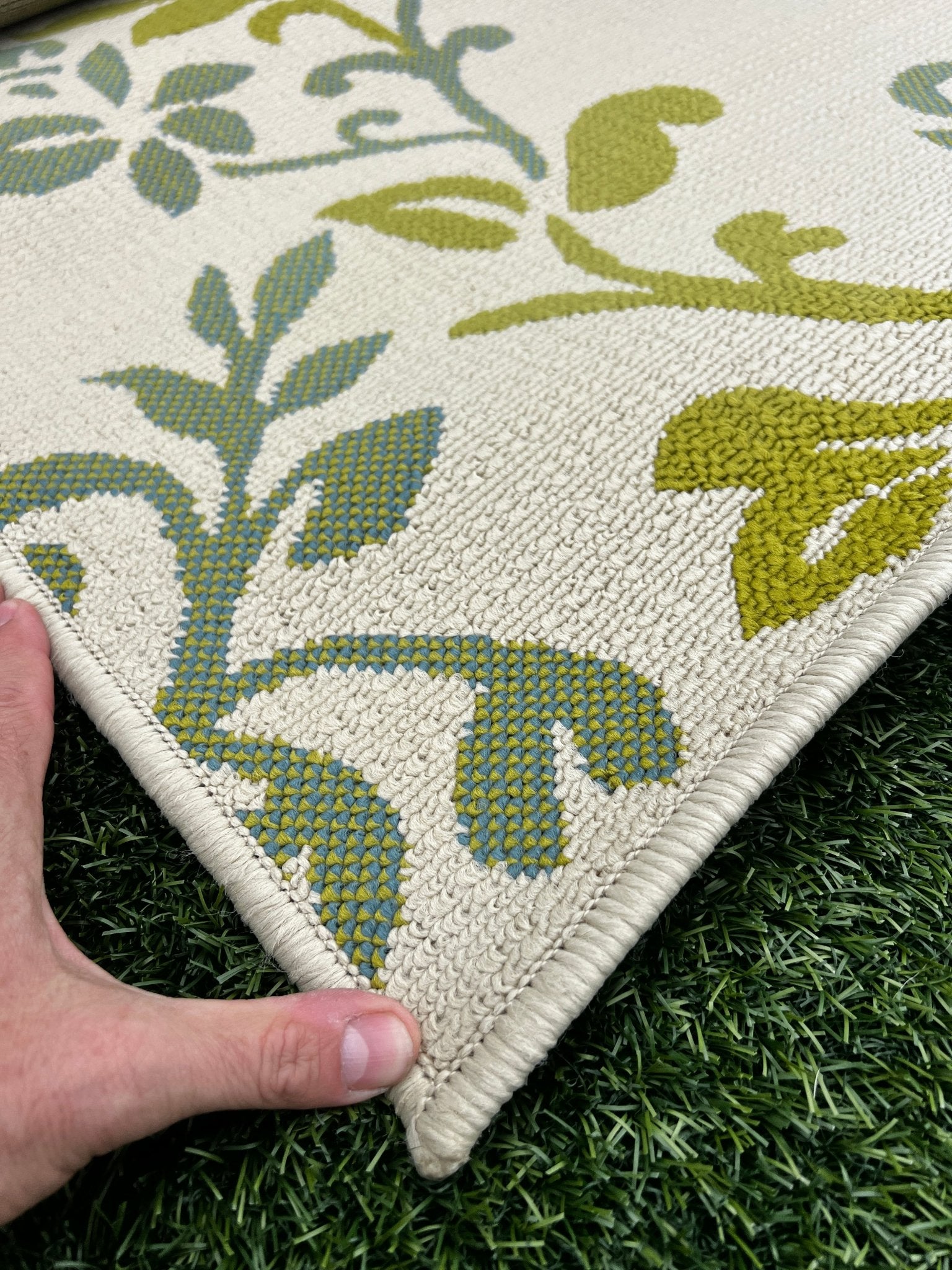 OPPORTUNITY BUY 6.7x9.6 Machine Made Outdoor/Indoor Rug | Banana Manor Rug Factory Outlet