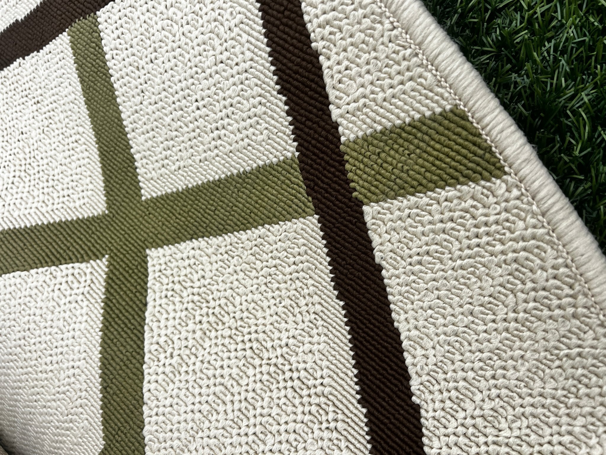 OPPORTUNITY BUY 7.10x7.10 Round Machine Made Outdoor/Indoor Rug | Banana Manor Rug Factory Outlet