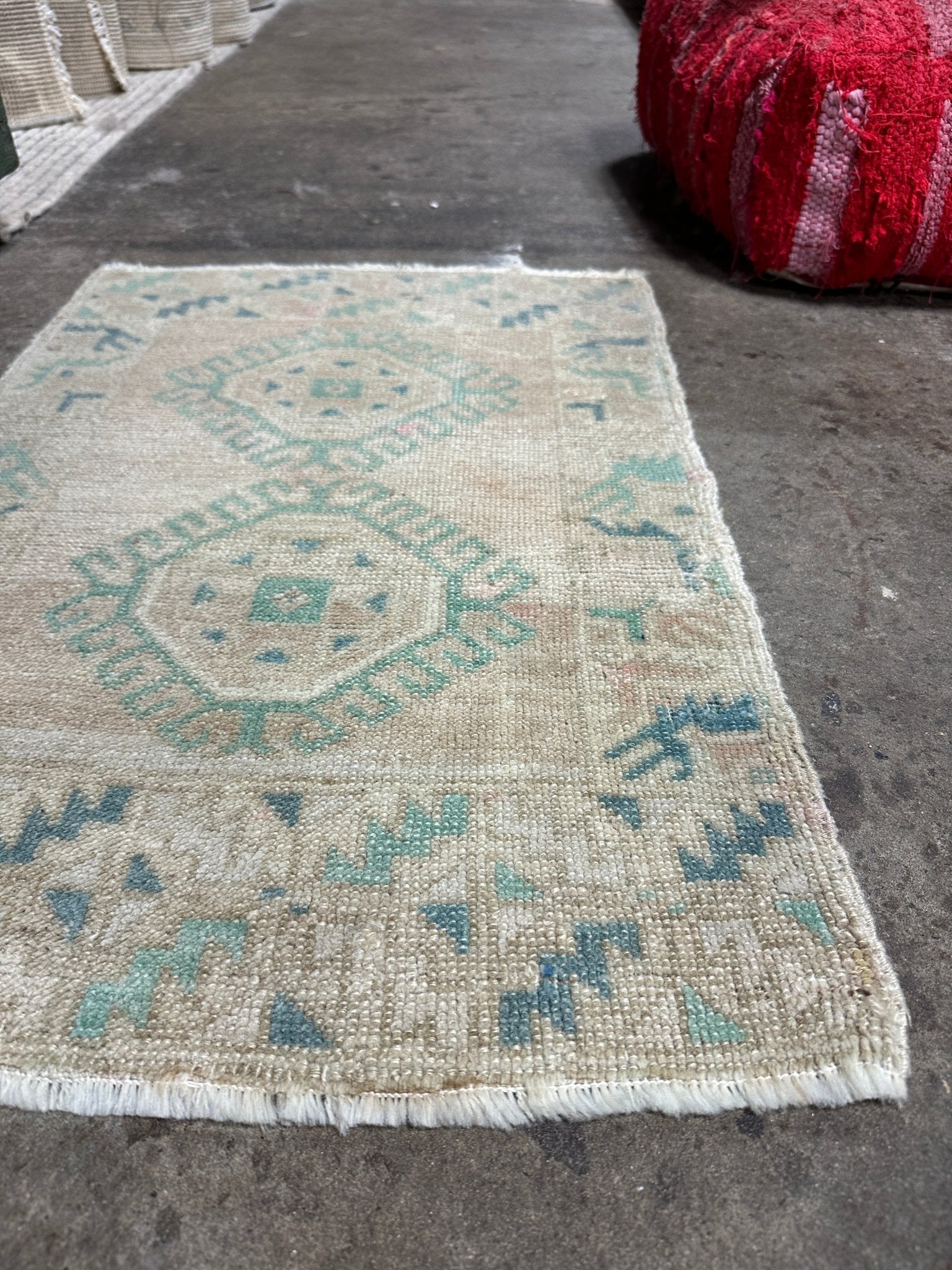 Vintage 1.10x2.8 Turkish Oushak Beige and Blue Small Rug | Banana Manor Rug Factory Outlet