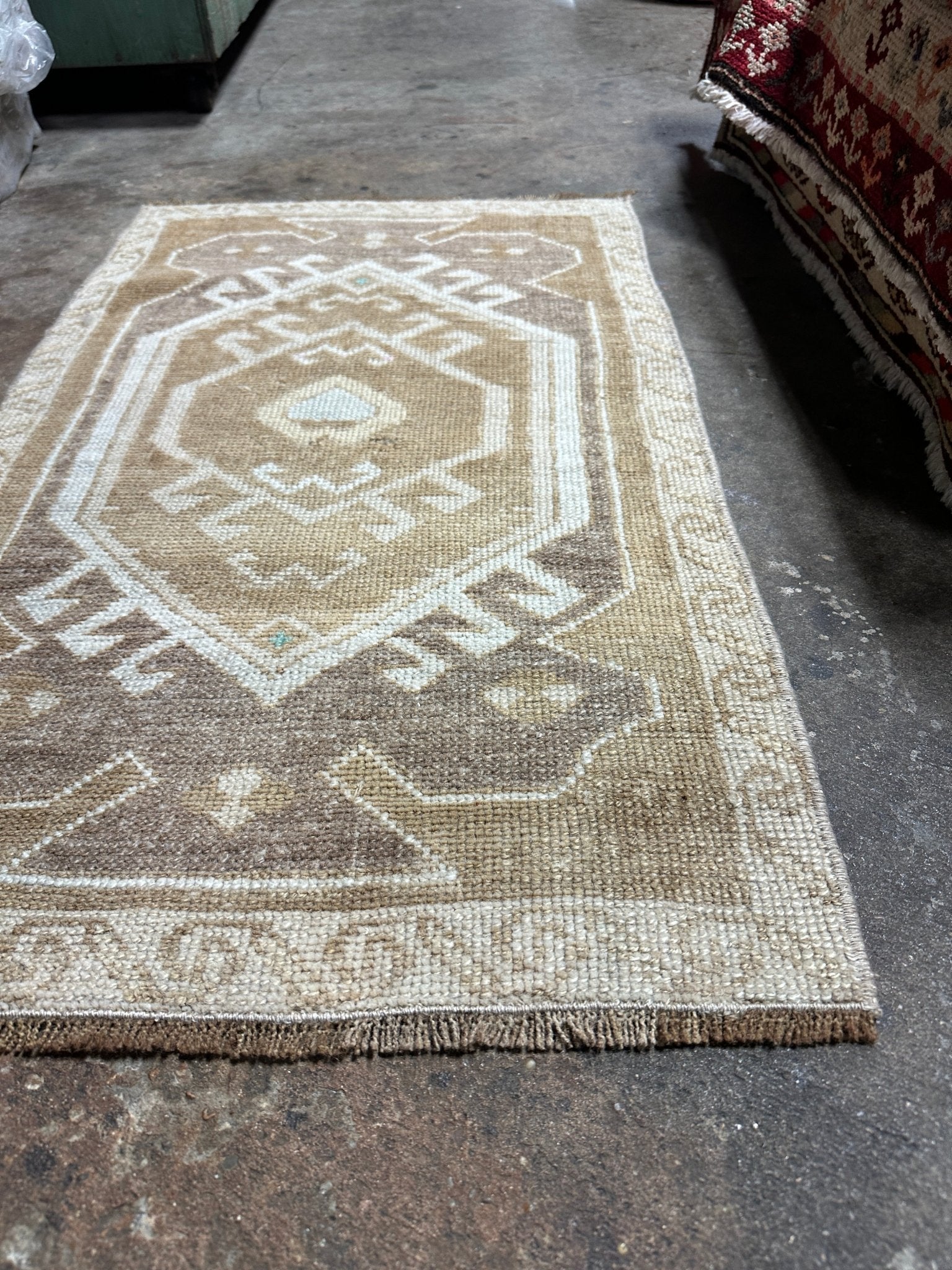 Vintage 1.10x3.1 Turkish Oushak Brown and Silver Small Rug | Banana Manor Rug Factory Outlet