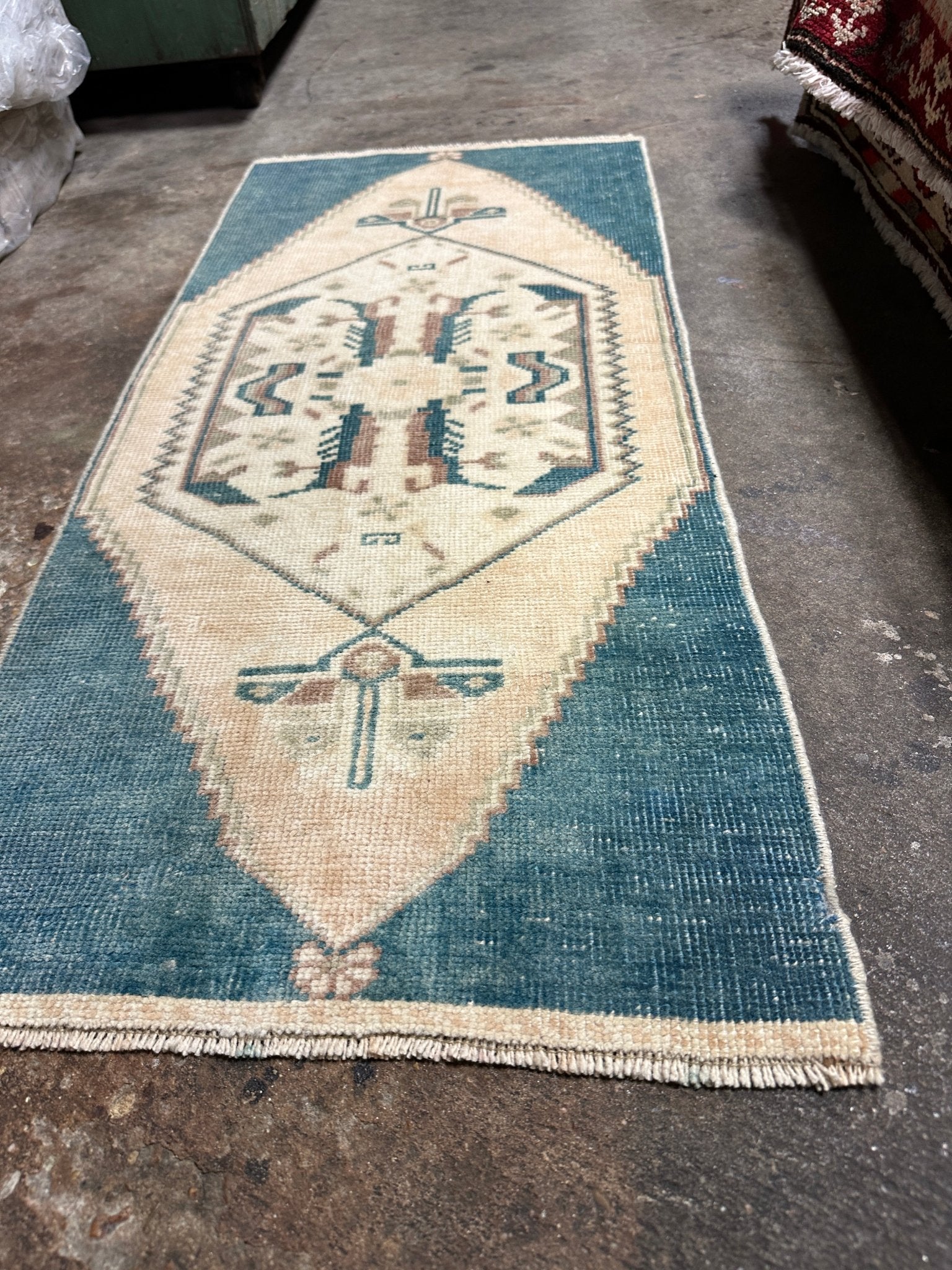 Vintage 1.5x3.4 Turkish Oushak Tan and Navy Small Rug | Banana Manor Rug Factory Outlet