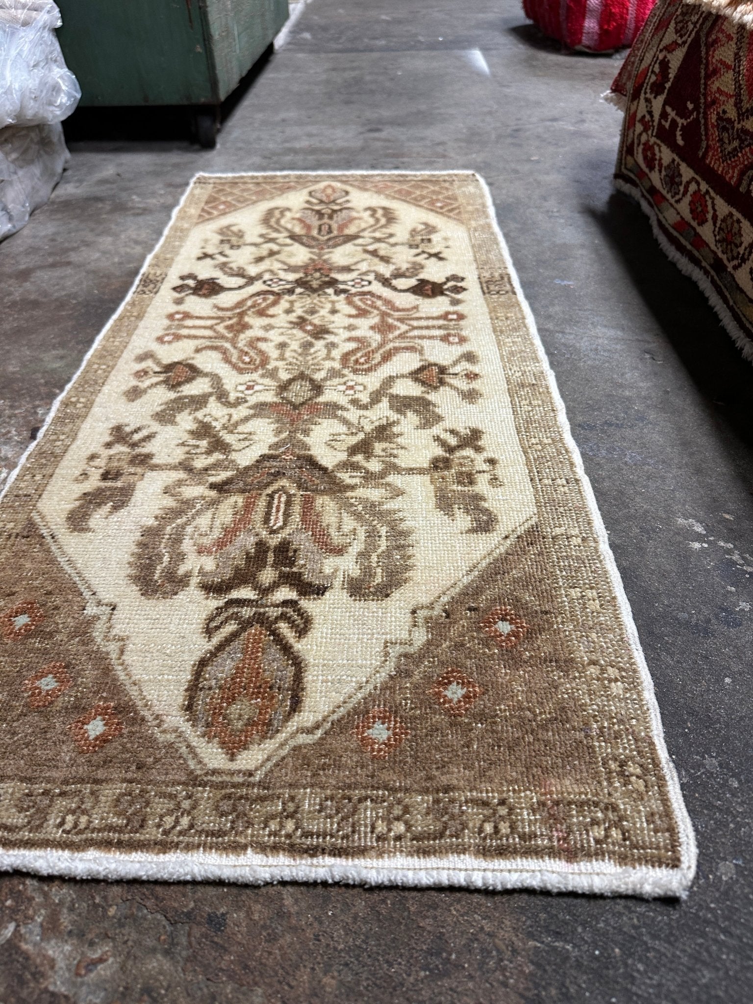 Vintage 1.5x3.6 Turkish Oushak Brown and Ivory Small Rug | Banana Manor Rug Factory Outlet