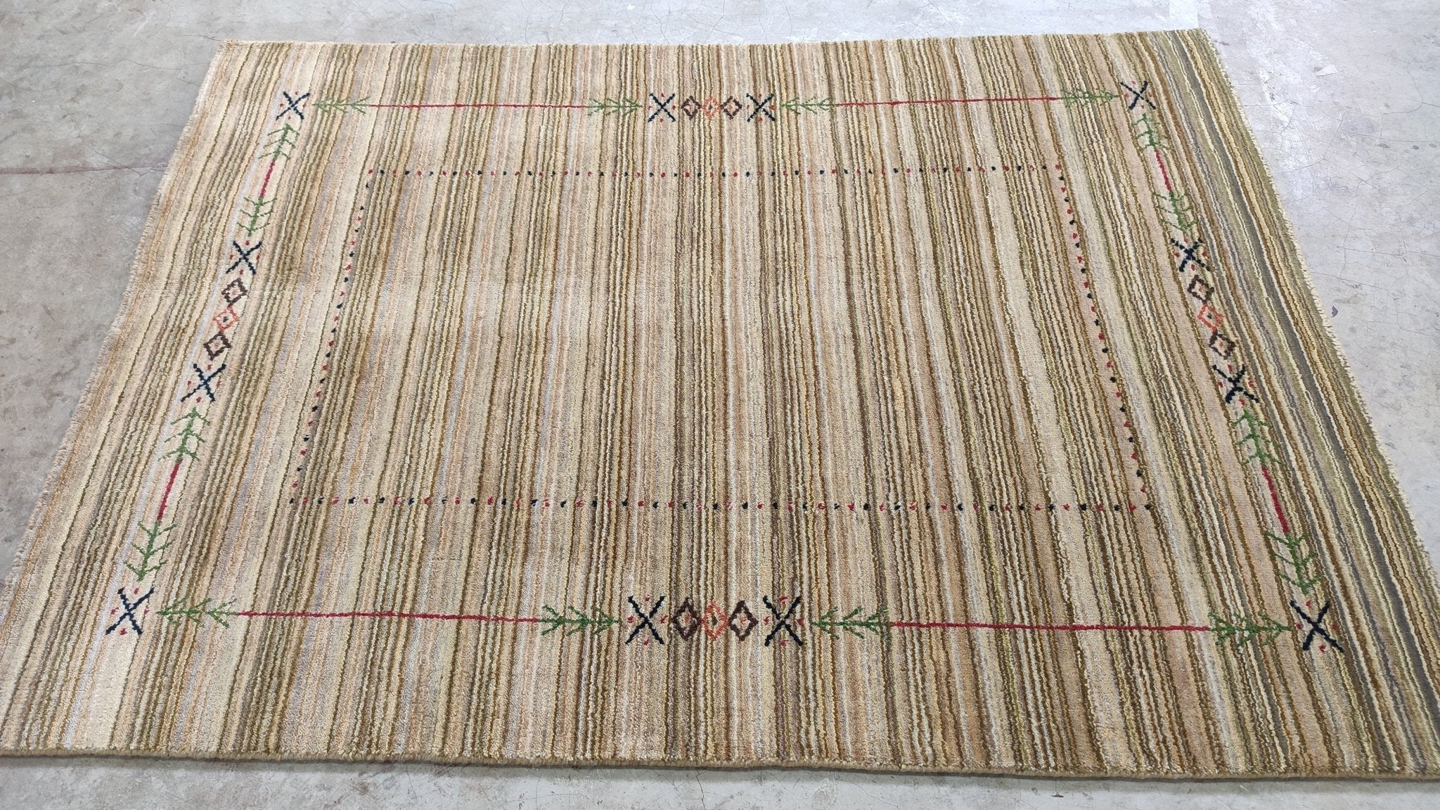 4x5.9 Beige Handwoven Gabbeh Rug | Banana Manor Rug Factory Outlet