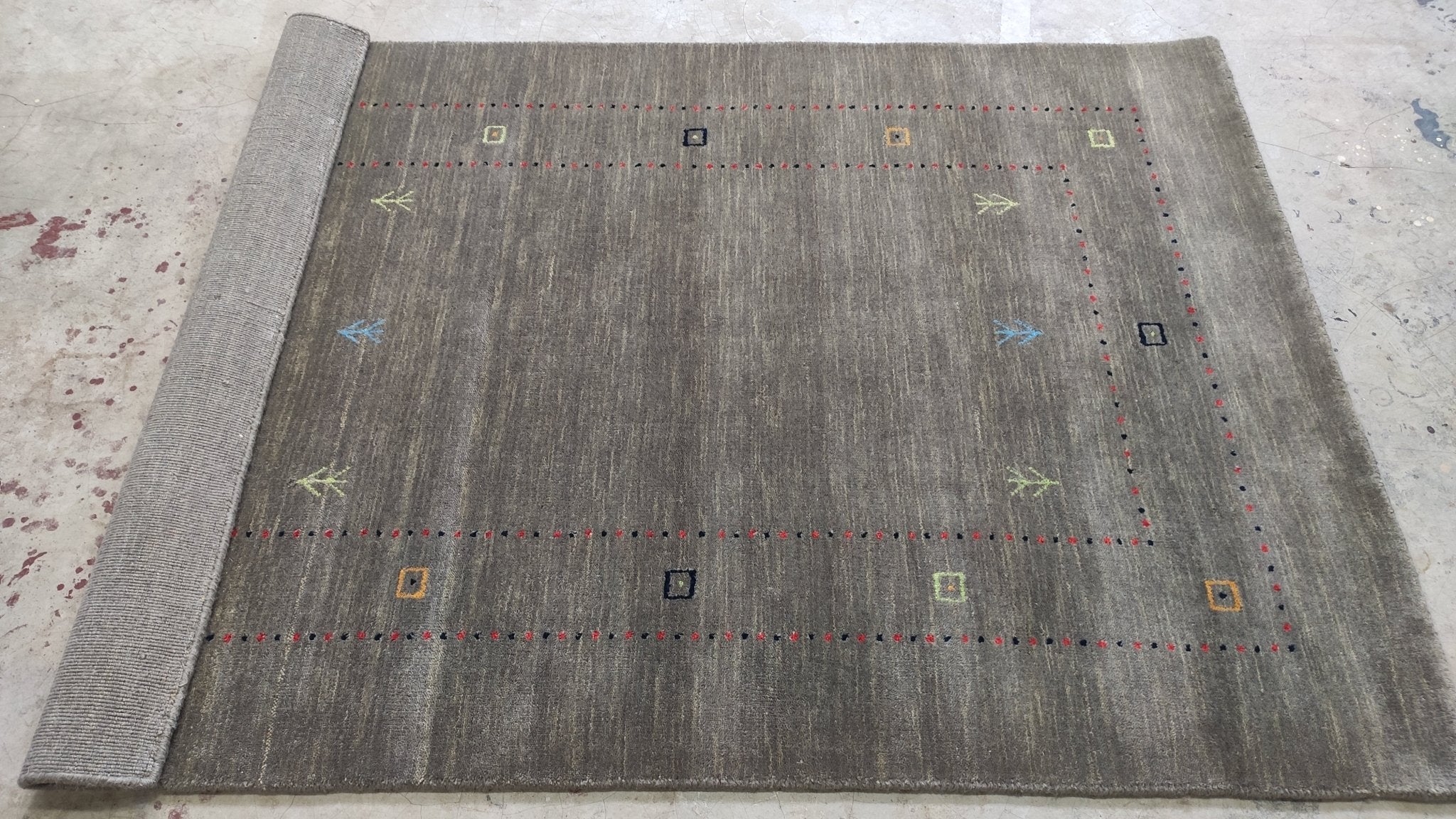 4x5.9 Grey Handwoven Gabbeh Rug | Banana Manor Rug Factory Outlet