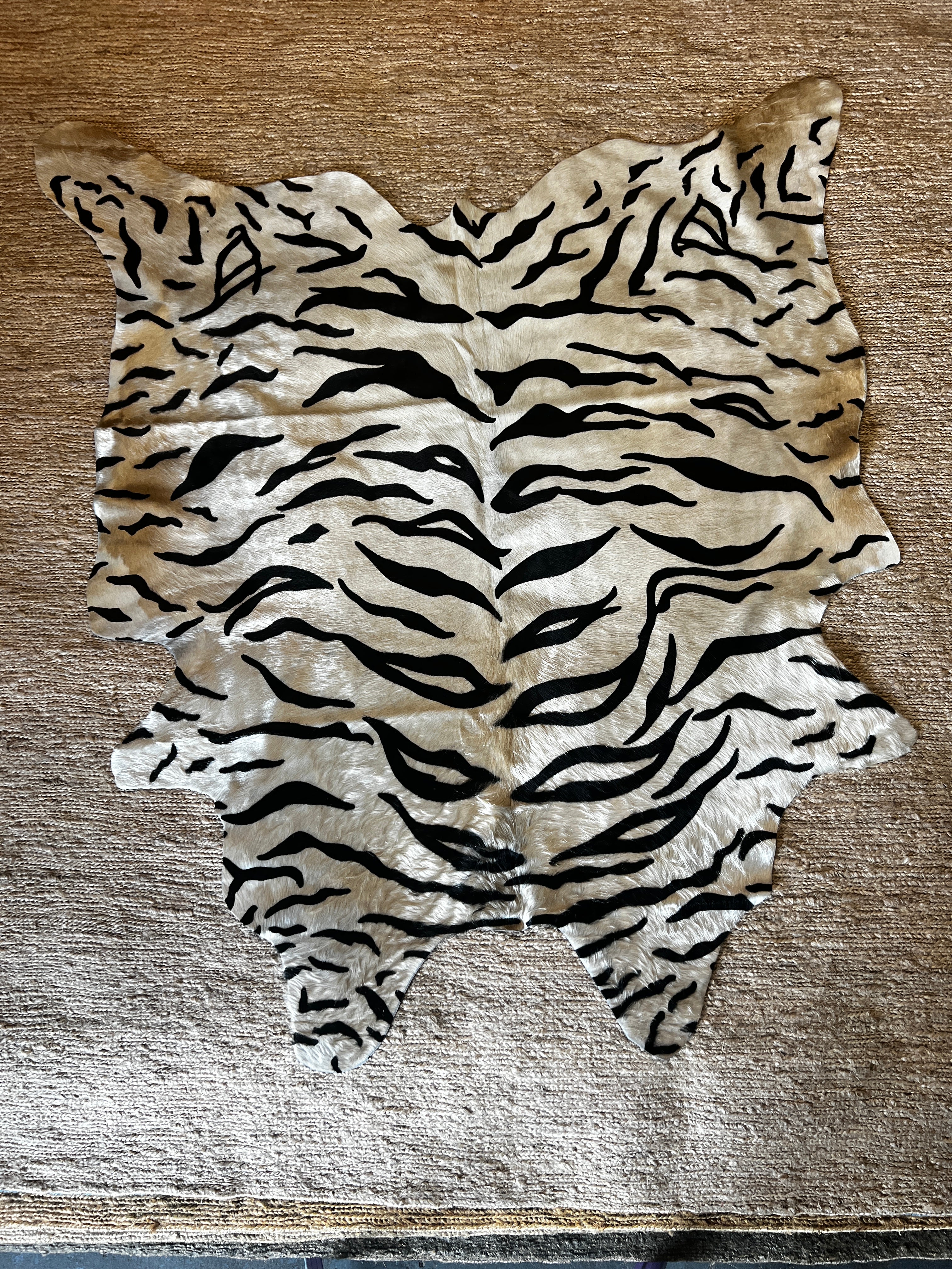 Tiger Print Cowhide Rug | Banana Manor Rug Company