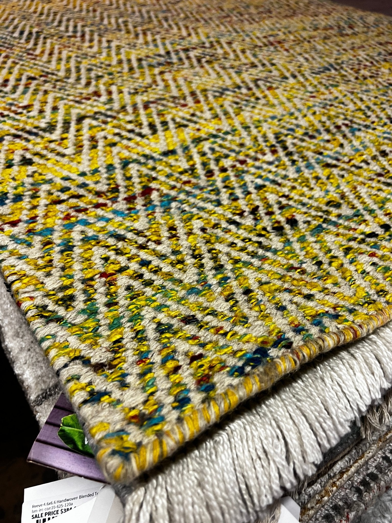 Aunt Tiki's 4.9x6.6 Sari Silk Handwoven Yellow Mix Chevron (Multiple Sizes) | Banana Manor Rug Factory Outlet