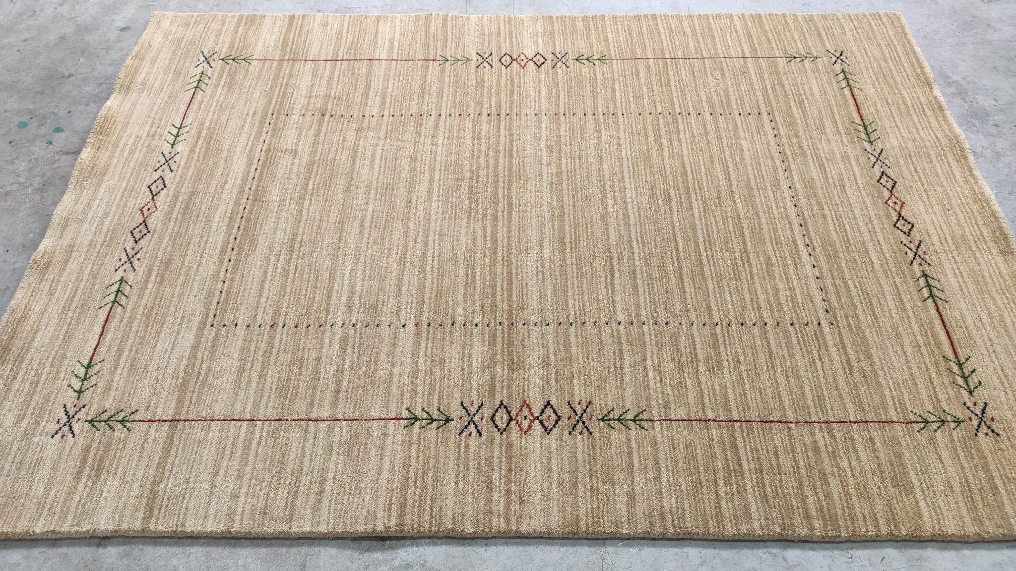 Donatello 5x7/5x8 Handwoven Gabbeh Rugs (Assorted Styles) | Banana Manor Rug Company