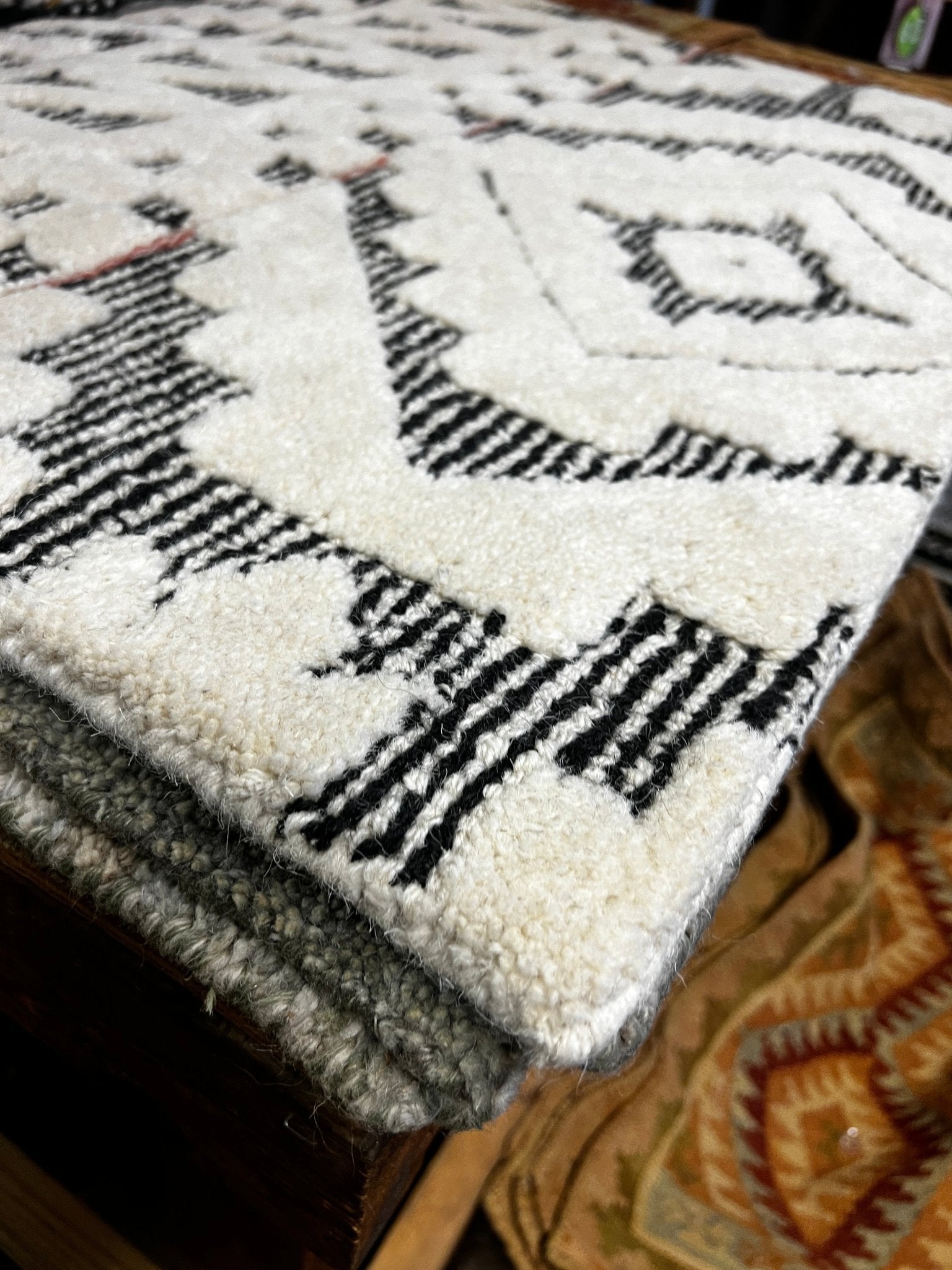 Dr. John 2x2.6 Handwoven Wool Rug | Banana Manor Rug Factory Outlet