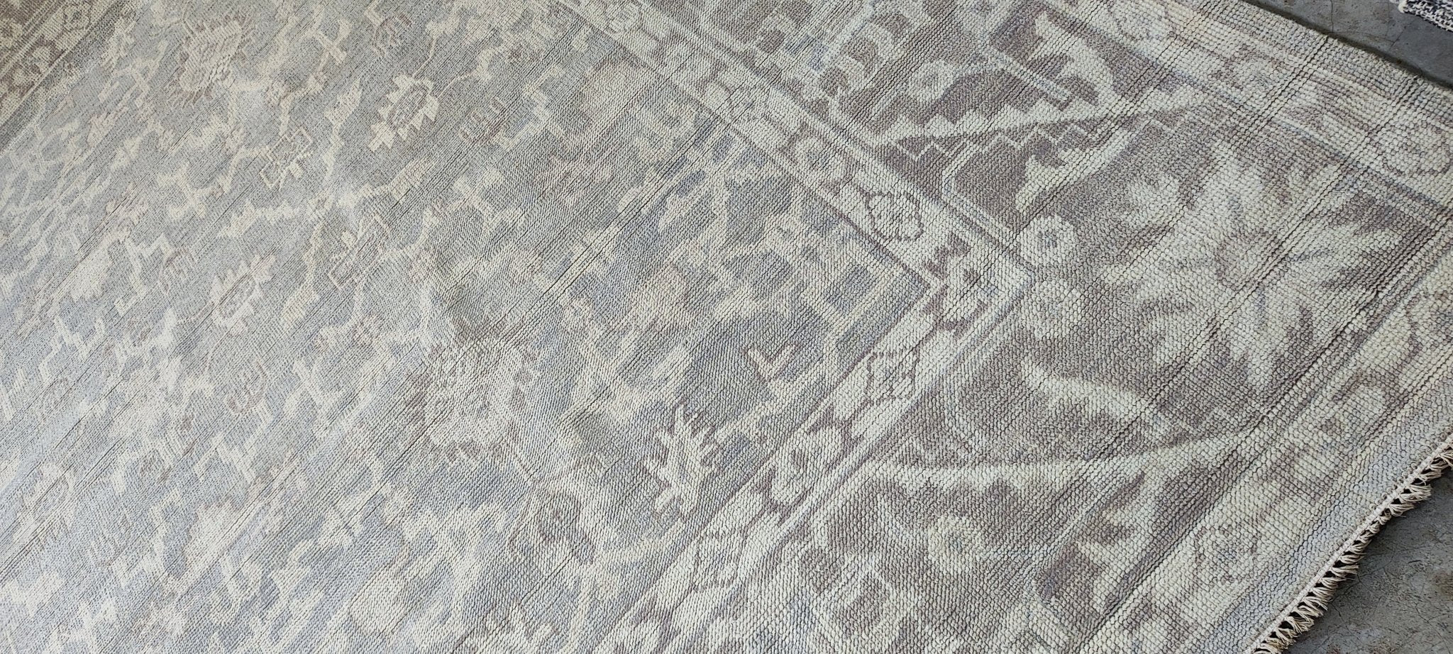Edwige 10x10 Hand-Knotted Silver & Grey Turkish Oushak | Banana Manor Rug Factory Outlet