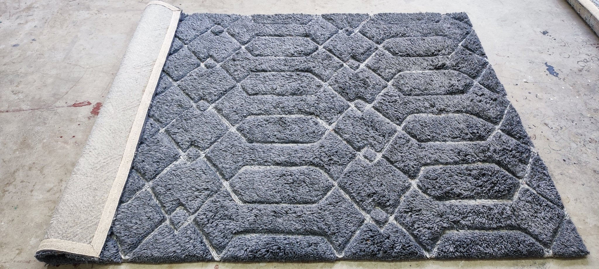 Franco 4x6.6 Handwoven Blended High Low Carpet | Banana Manor Rug Factory Outlet