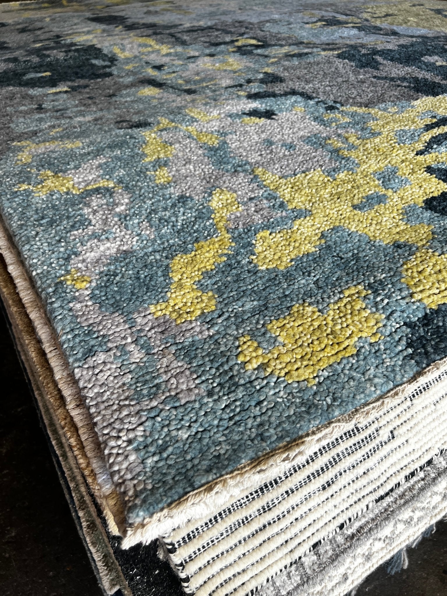 Gabriella Gabbert 8x10 Multi-Color Abstract | Banana Manor Rug Factory Outlet