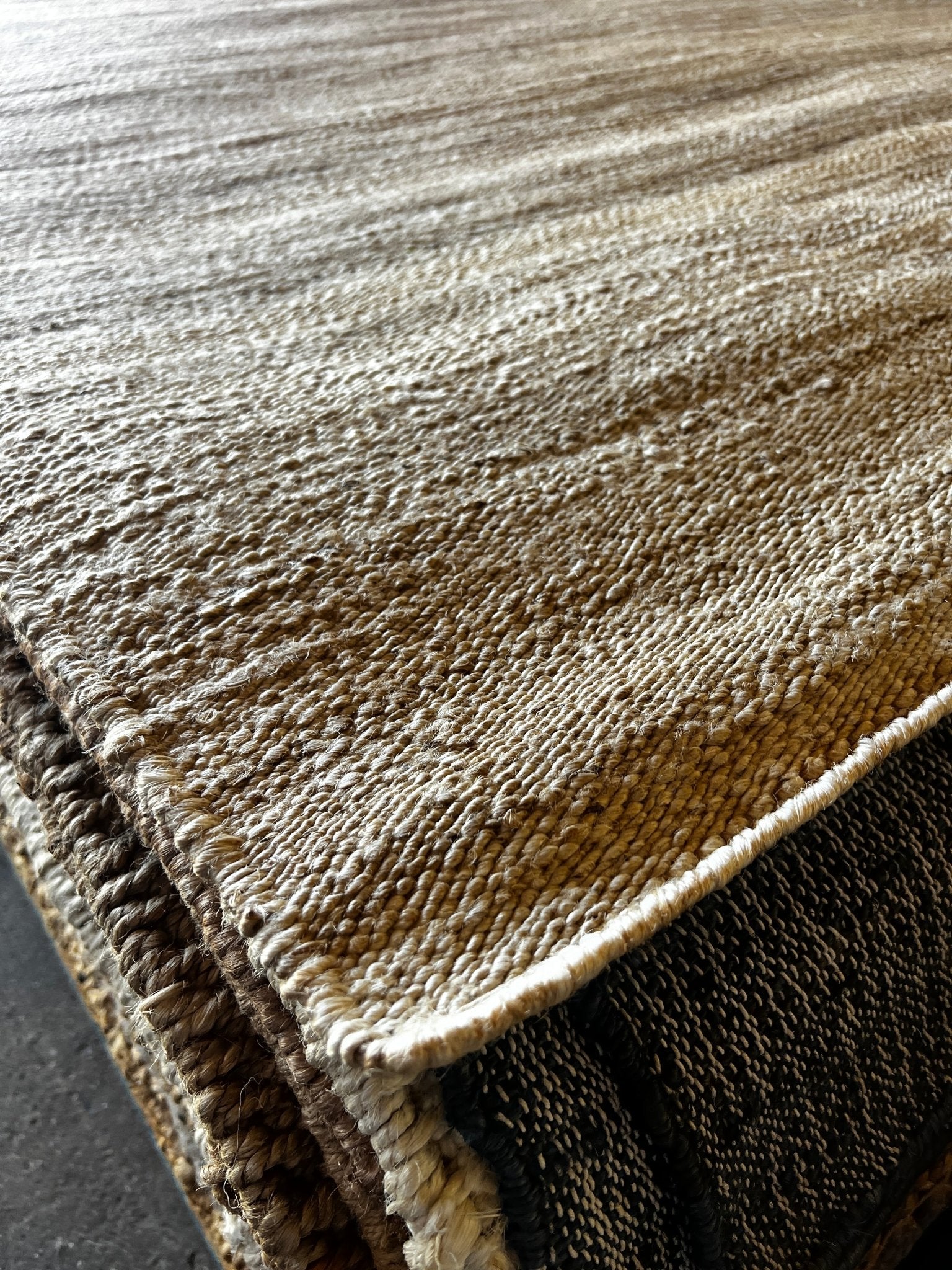 Iris Thayer 8.3x10 Textured Natural Beige Jute Rug | Banana Manor Rug Factory Outlet