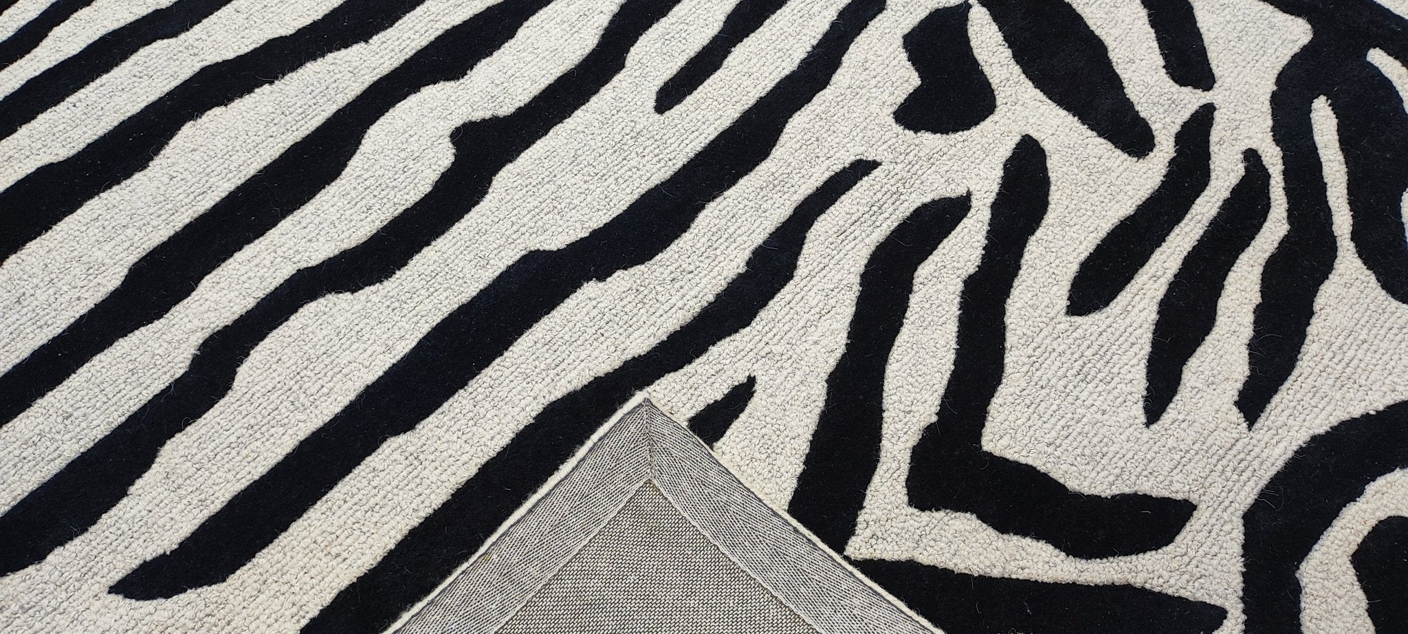 Joe Exotic 8.6x13 Hand-Tufted White & Black Tiger Print | Banana Manor Rug Factory Outlet