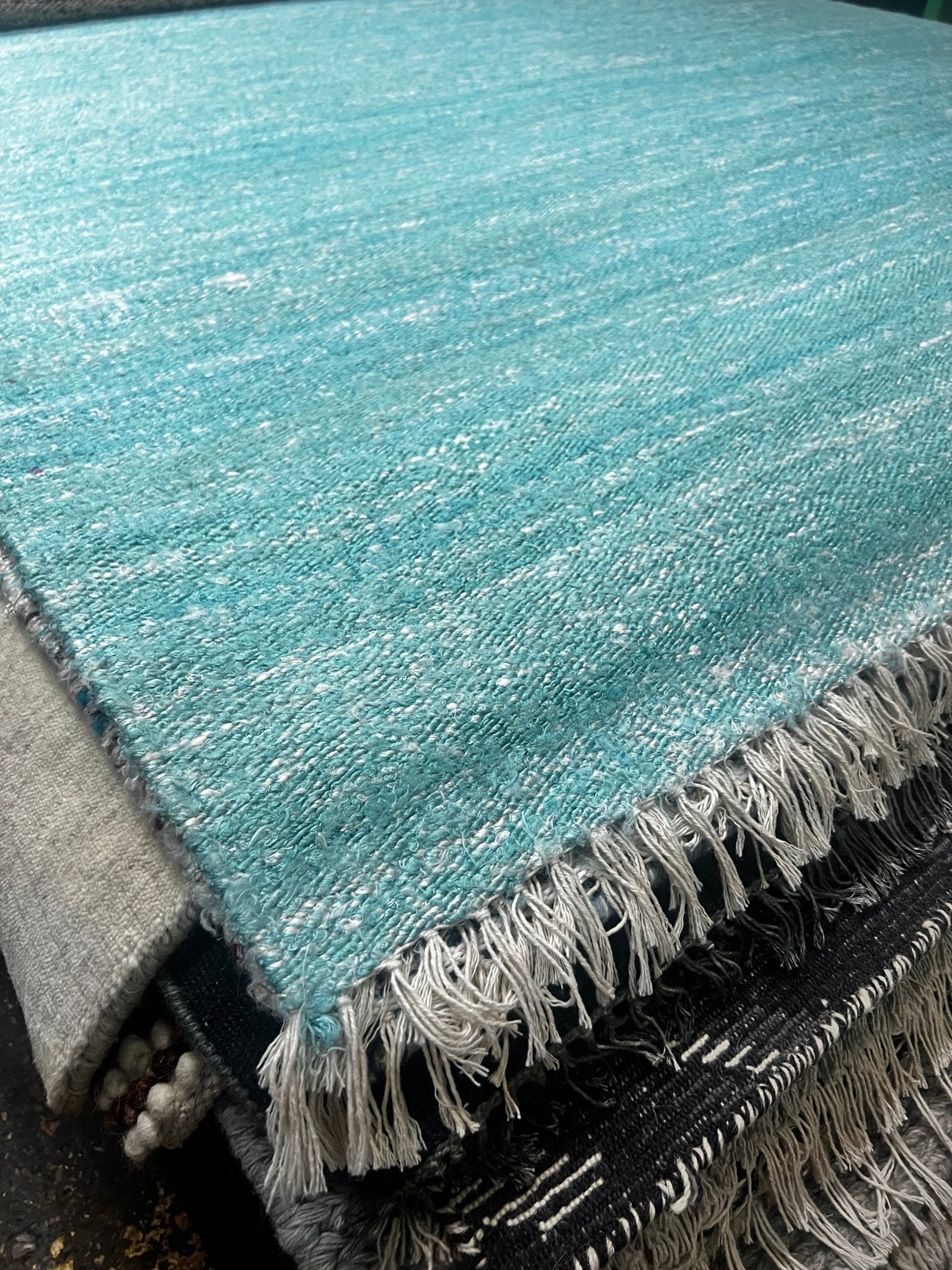 Jones Handwoven Sari Silk Rug (Various Sizes) | Banana Manor Rug Factory Outlet