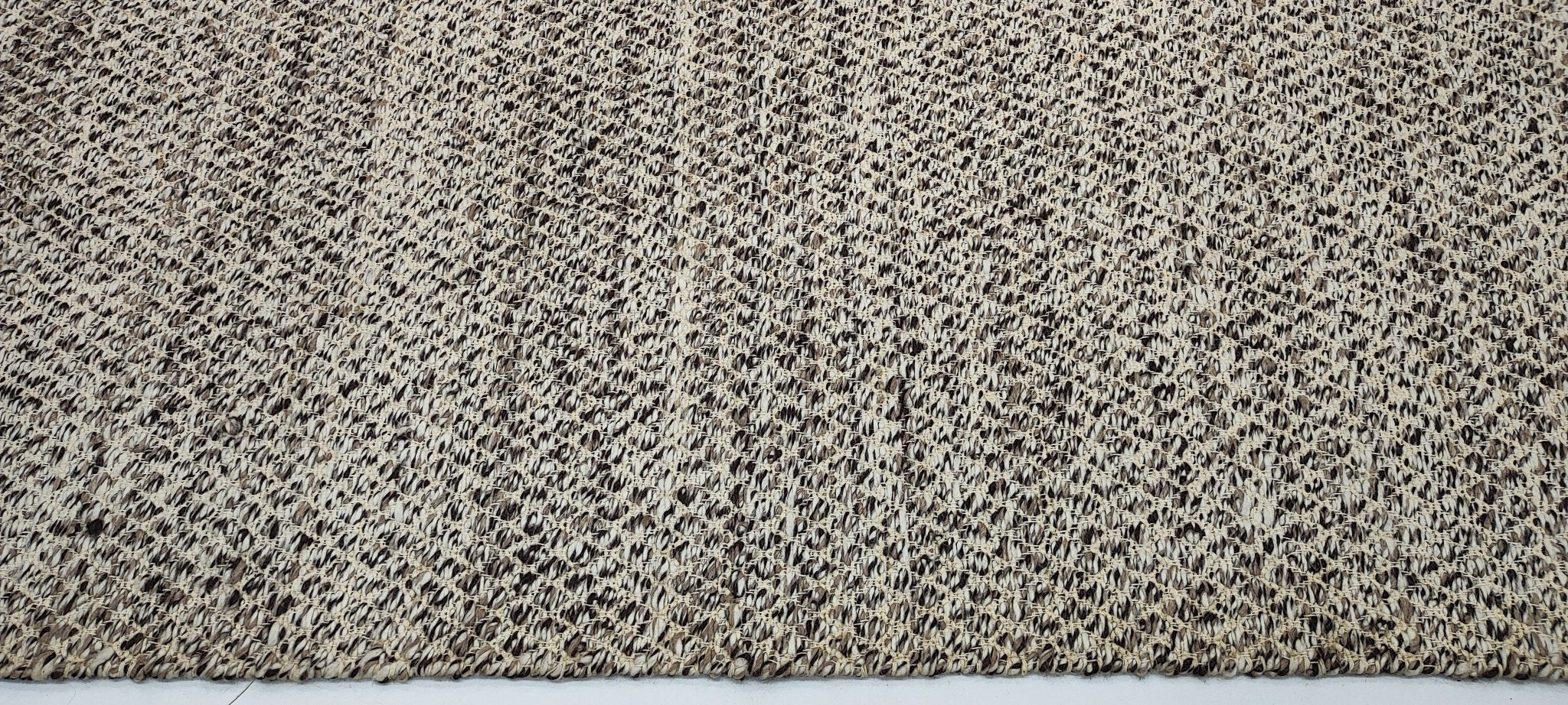 Krewe of Bush 5x8 Handwoven Beige Textured Durrie | Banana Manor Rug Factory Outlet