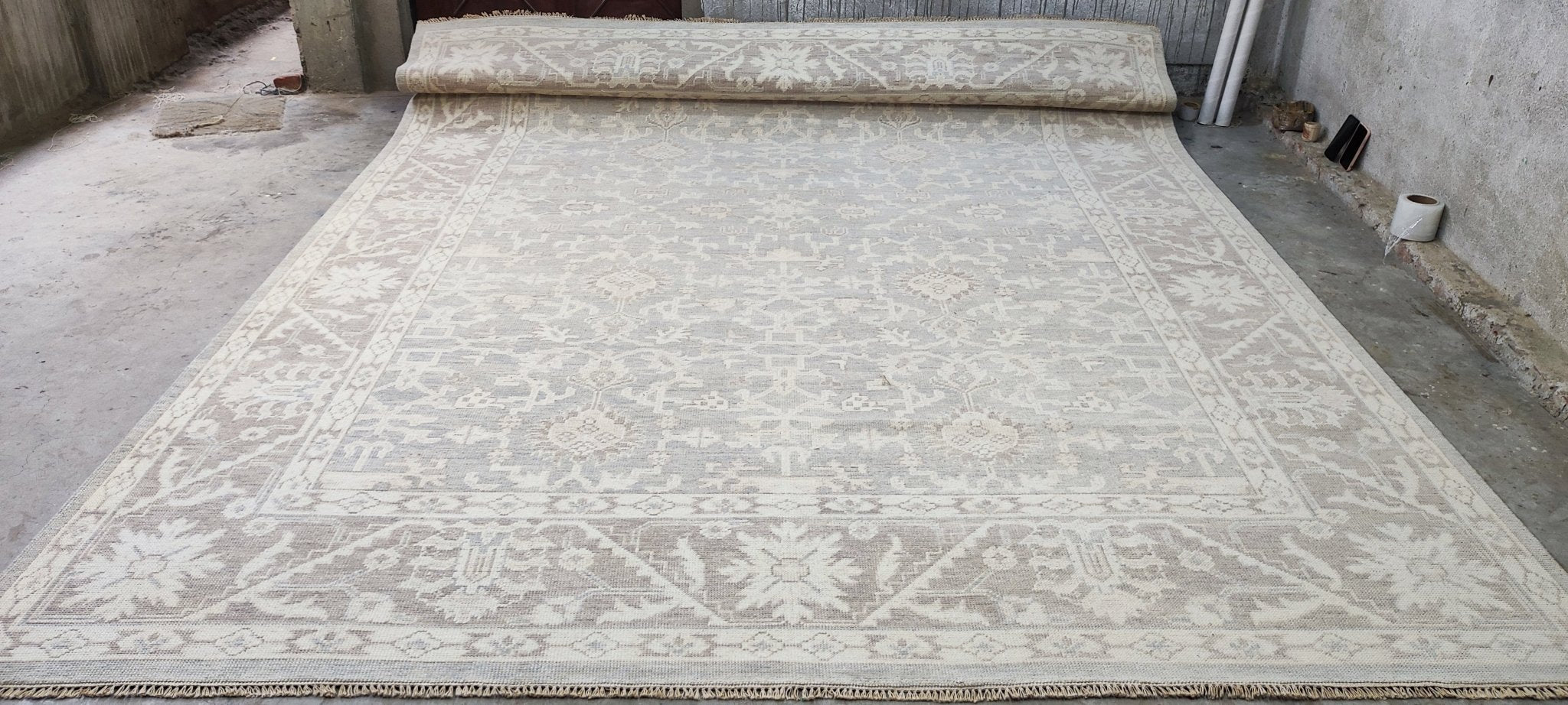 Leah Shapiro 9.9x14 Hand Knotted Silver Grey Turkish Oushak | Banana Manor Rug Factory Outlet