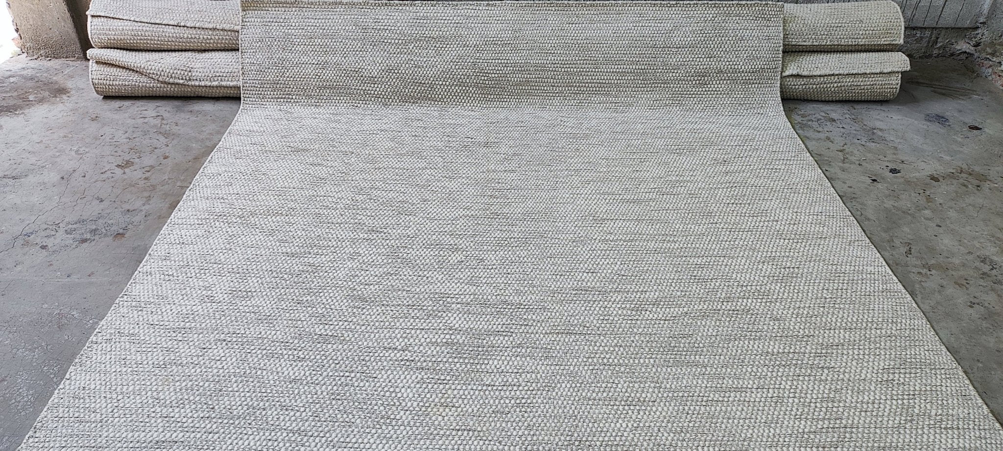 Leo Handwoven Natural Textured Durrie (Multiple Sizes) | Banana Manor Rug Factory Outlet