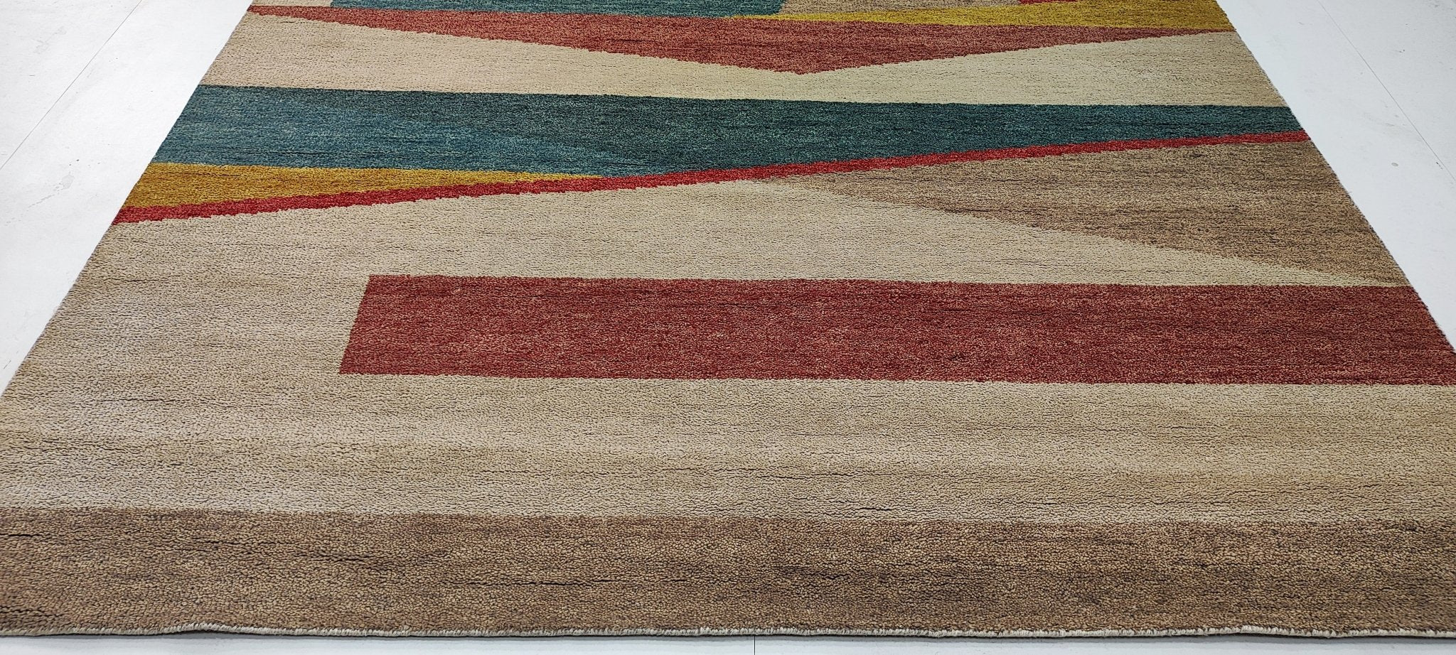 Lucy Gennaro 8x10 Hand-Knotted Brown & Beige Modern | Banana Manor Rug Factory Outlet