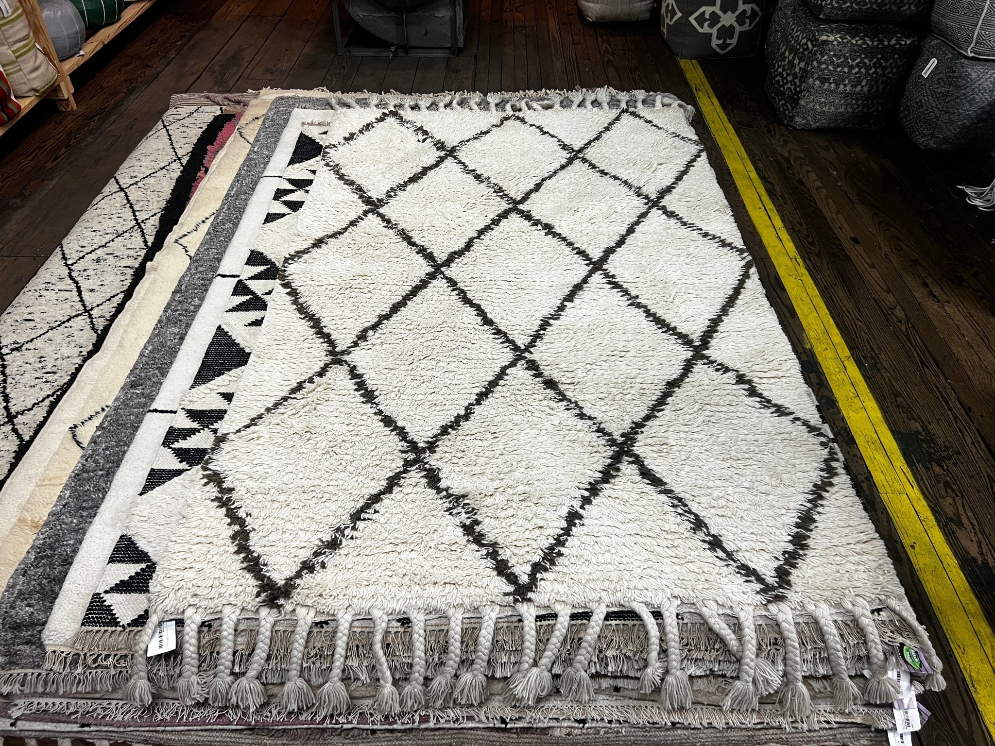 Marco Moroccan Style White and Brown Handwoven Durrie Rug 5x8 | Banana Manor Rug Company