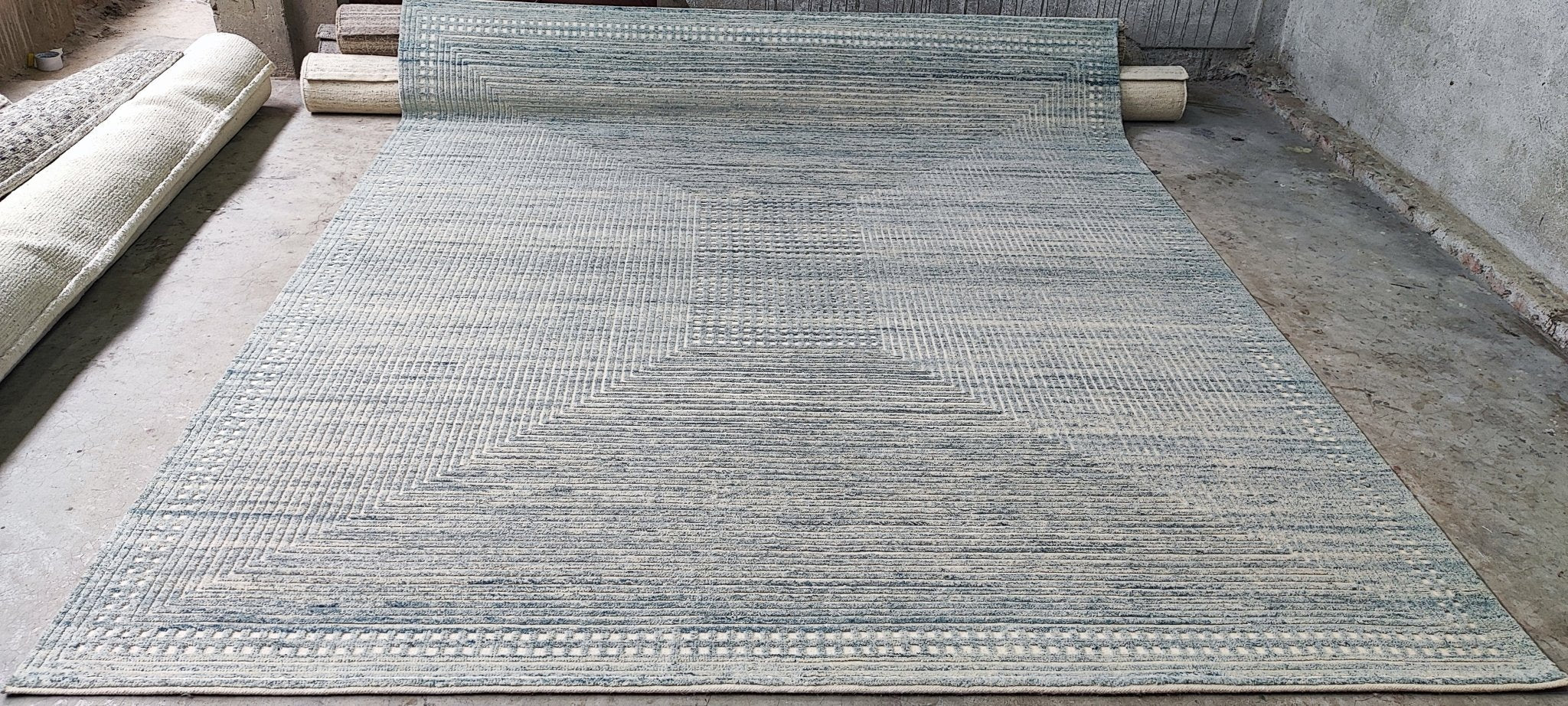 Mick 8.6x10 Hand-Knotted Aqua Blue Cut Pile | Banana Manor Rug Factory Outlet