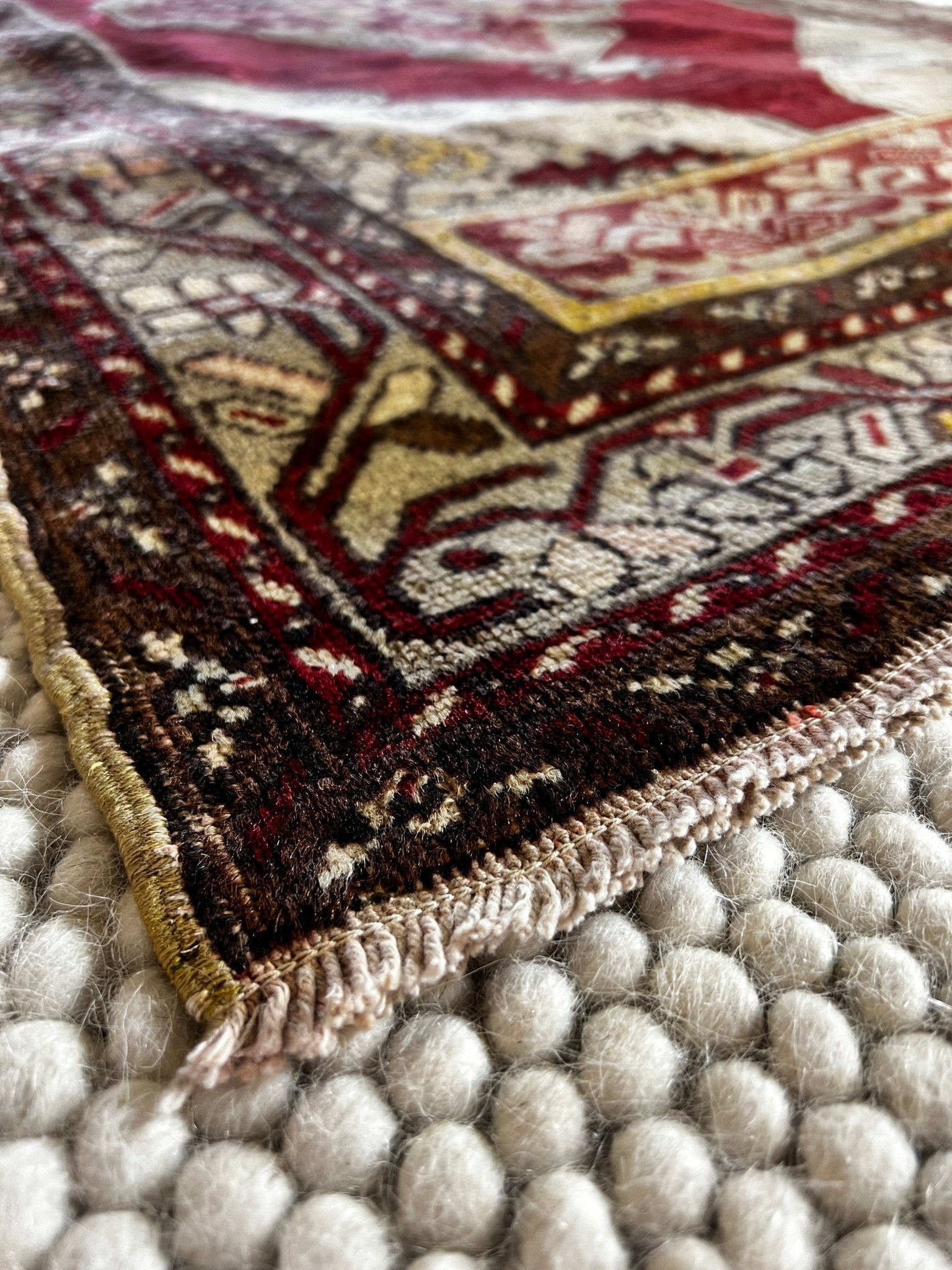 Ozge 3.5x5.7 Turkish Vintage Oushak Red and Ivory Rug | Banana Manor Rug Factory Outlet