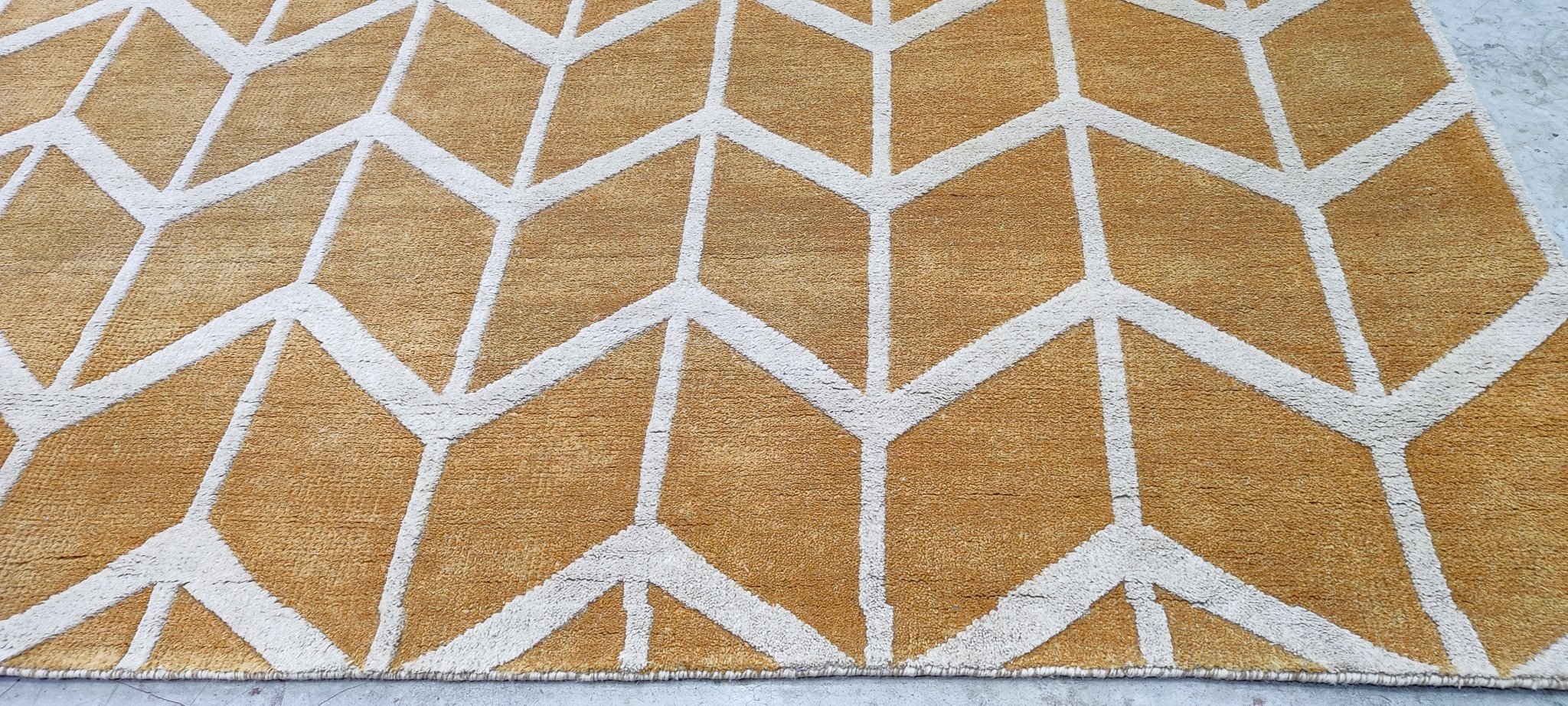 Peter Finch Hand-Knotted Modern Rug Gold and Ivory 8.3X9.9 | Banana Manor Rug Company