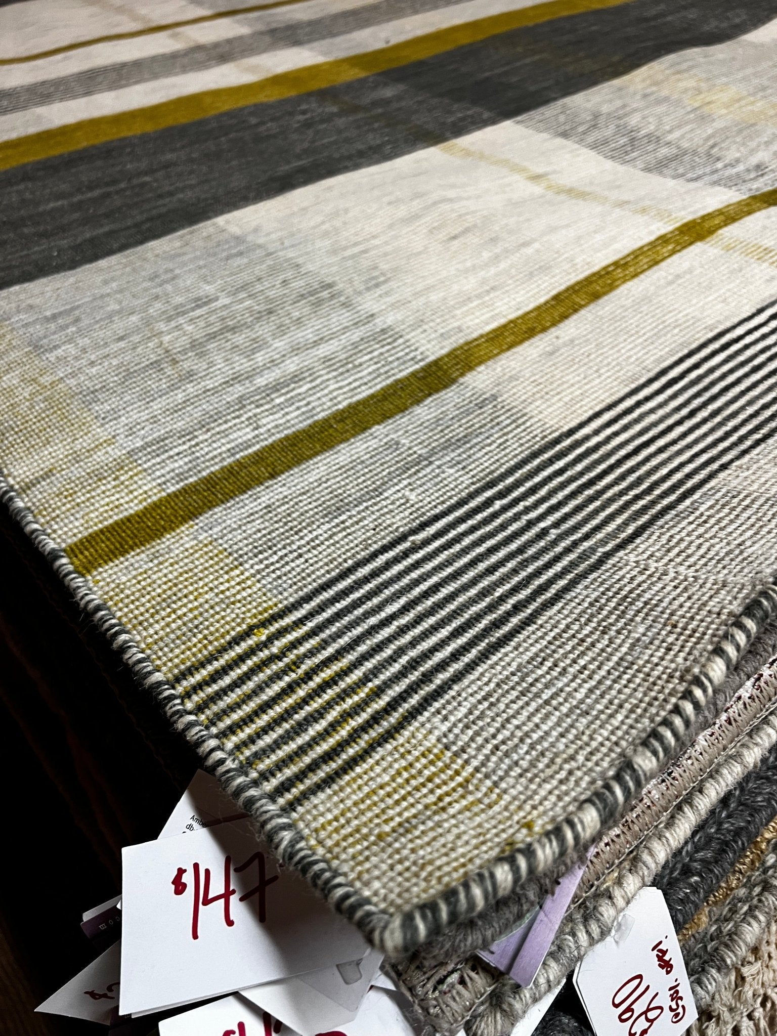 Put Your Preppie On Ya Yellow Belly 6.6x9.9 Handwoven Dark Grey and Ivory Durrie Rug | Banana Manor Rug Factory Outlet