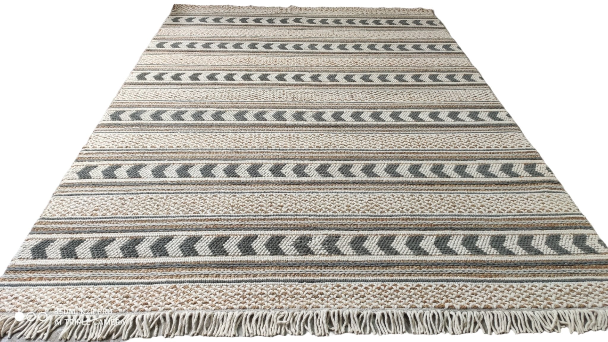 Republique Handwoven Jute and Wool Natural Rug (Multiple Sizes) | Banana Manor Rug Company