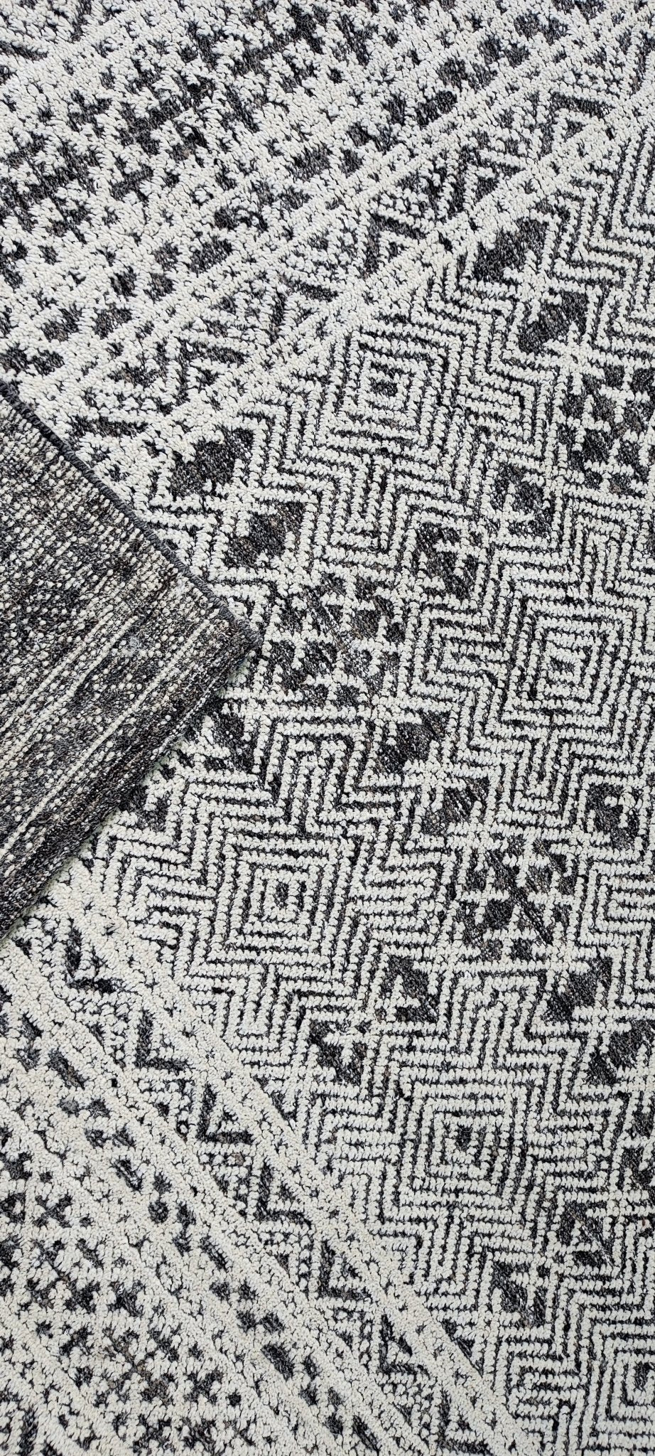 Rossano 10x14 Hand-Knotted Grey & Silver Modern | Banana Manor Rug Factory Outlet
