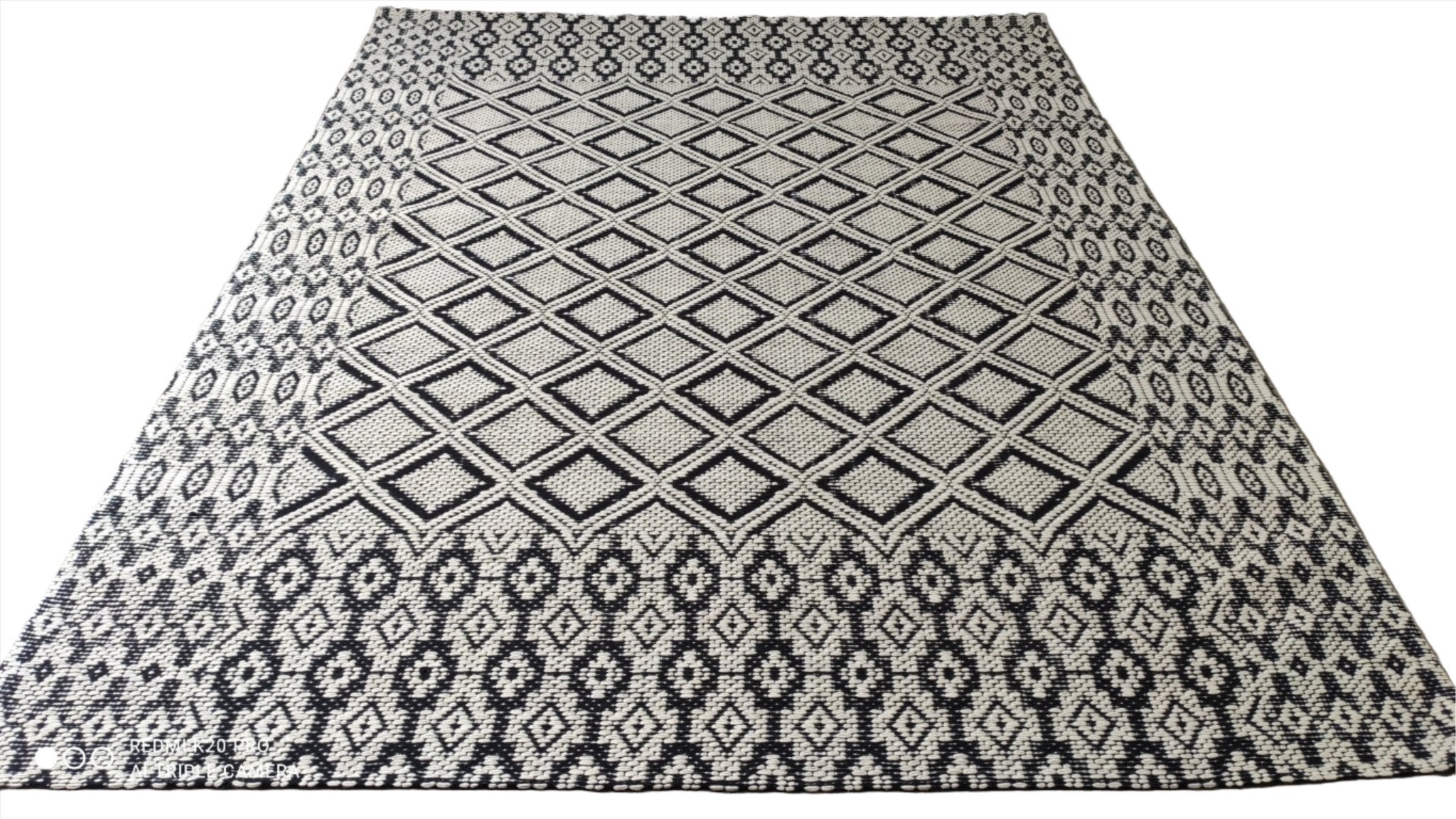 Semmy Black and White Handwoven Jacquard Durrie | Banana Manor Rug Company