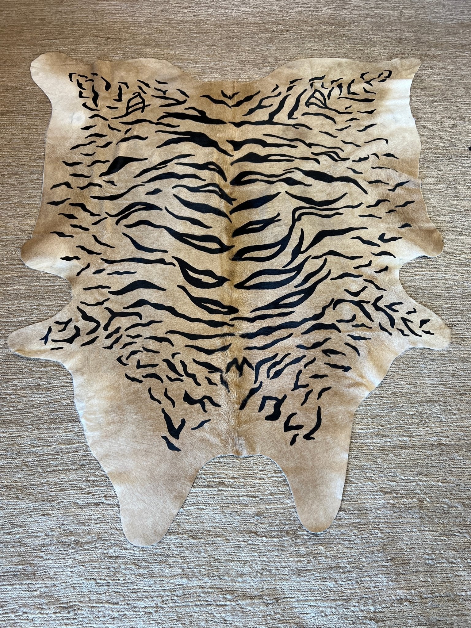 Tiger Print Cowhide Rug | Banana Manor Rug Company